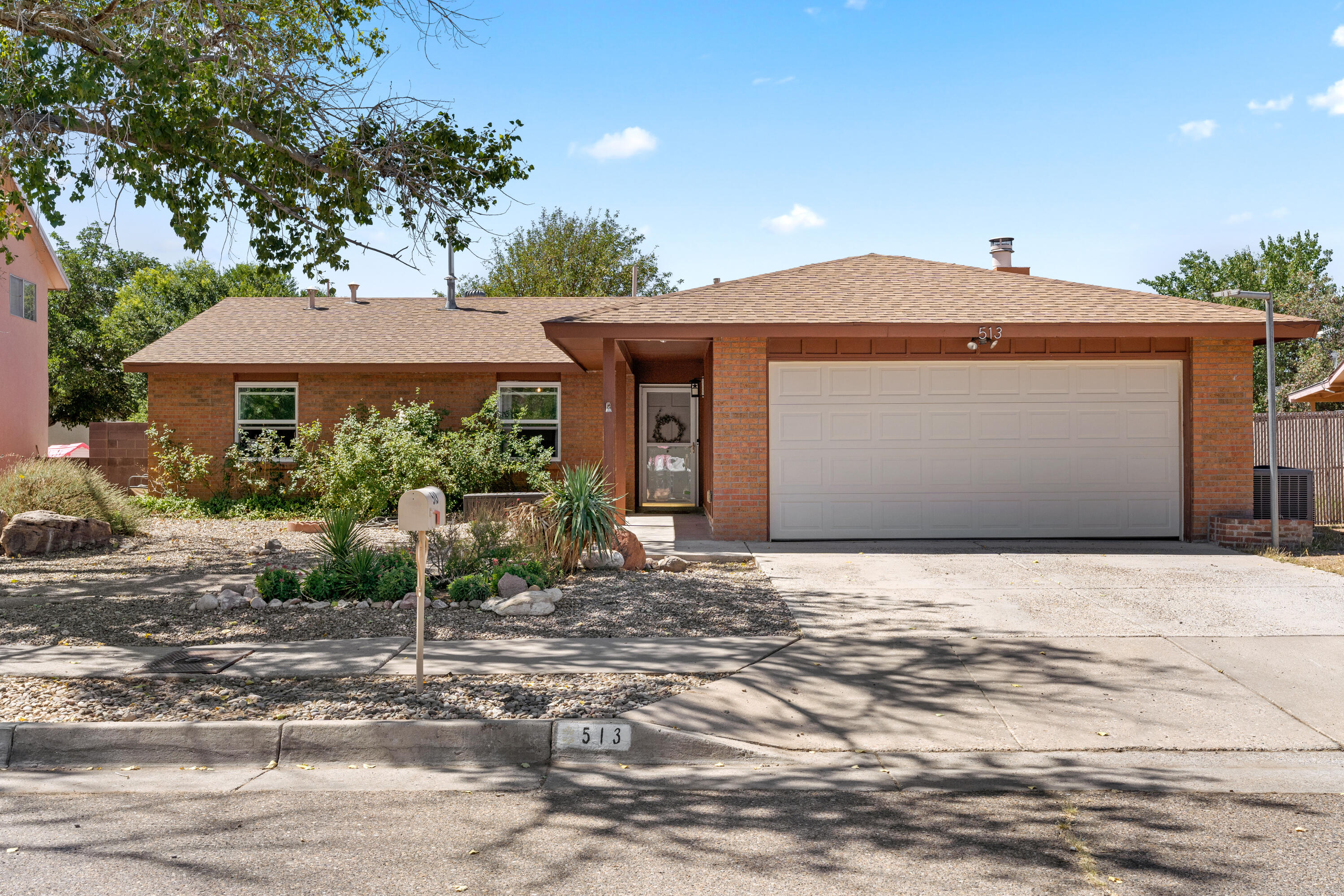 513 Western Skies Drive SE, Albuquerque, NM 87123
