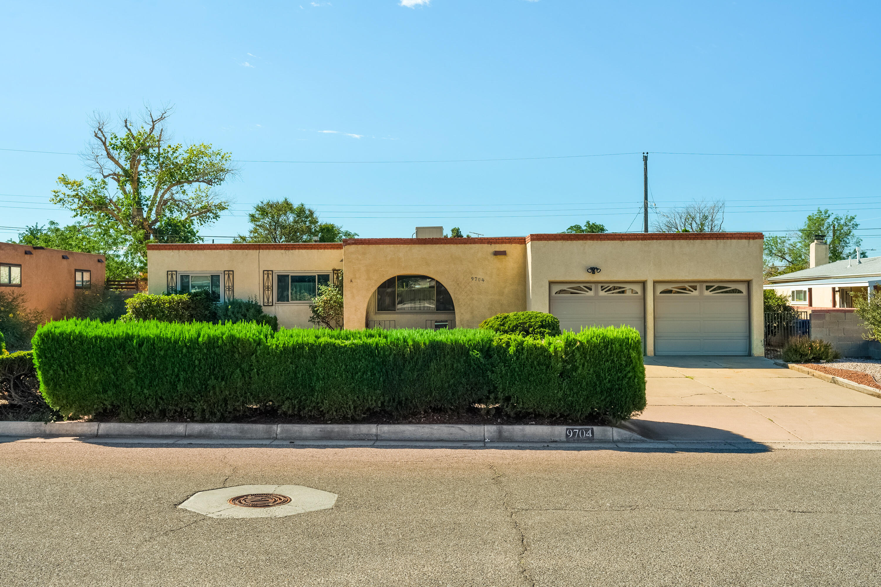 9704 Arvilla Avenue NE, Albuquerque, NM 87111