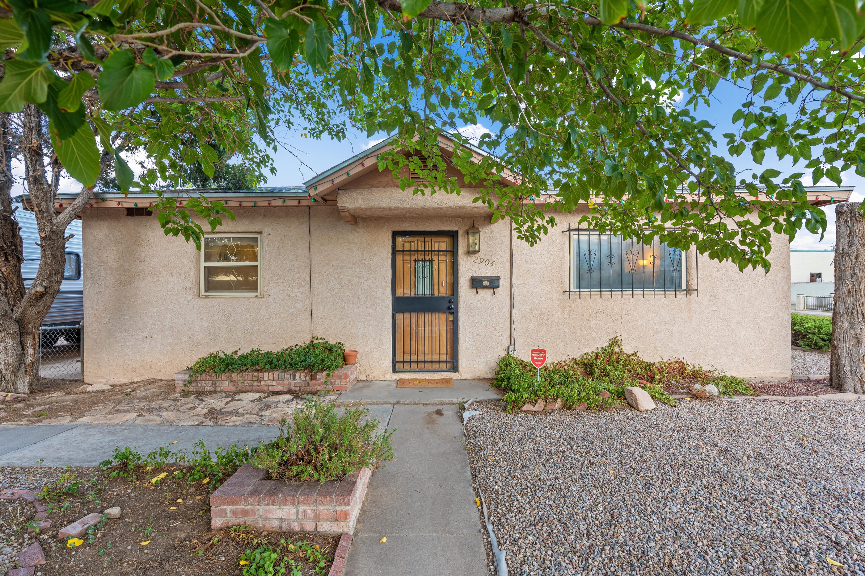 2904 Morningside Drive NE, Albuquerque, NM 87110