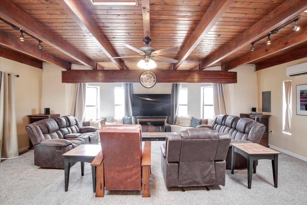 3505 Cuervo Drive NE, Albuquerque, NM 87110