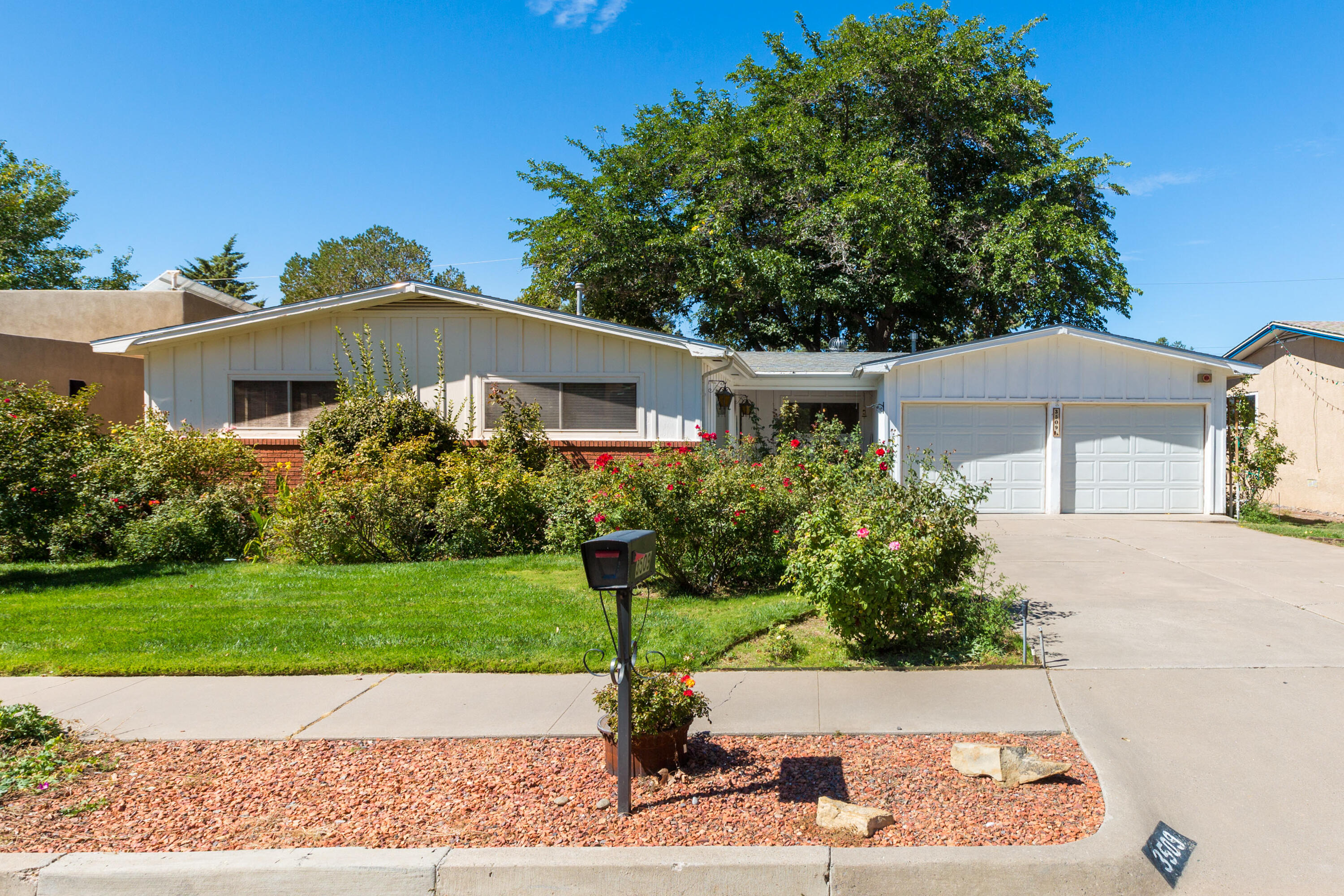 3509 Britt Street NE, Albuquerque, NM 87111