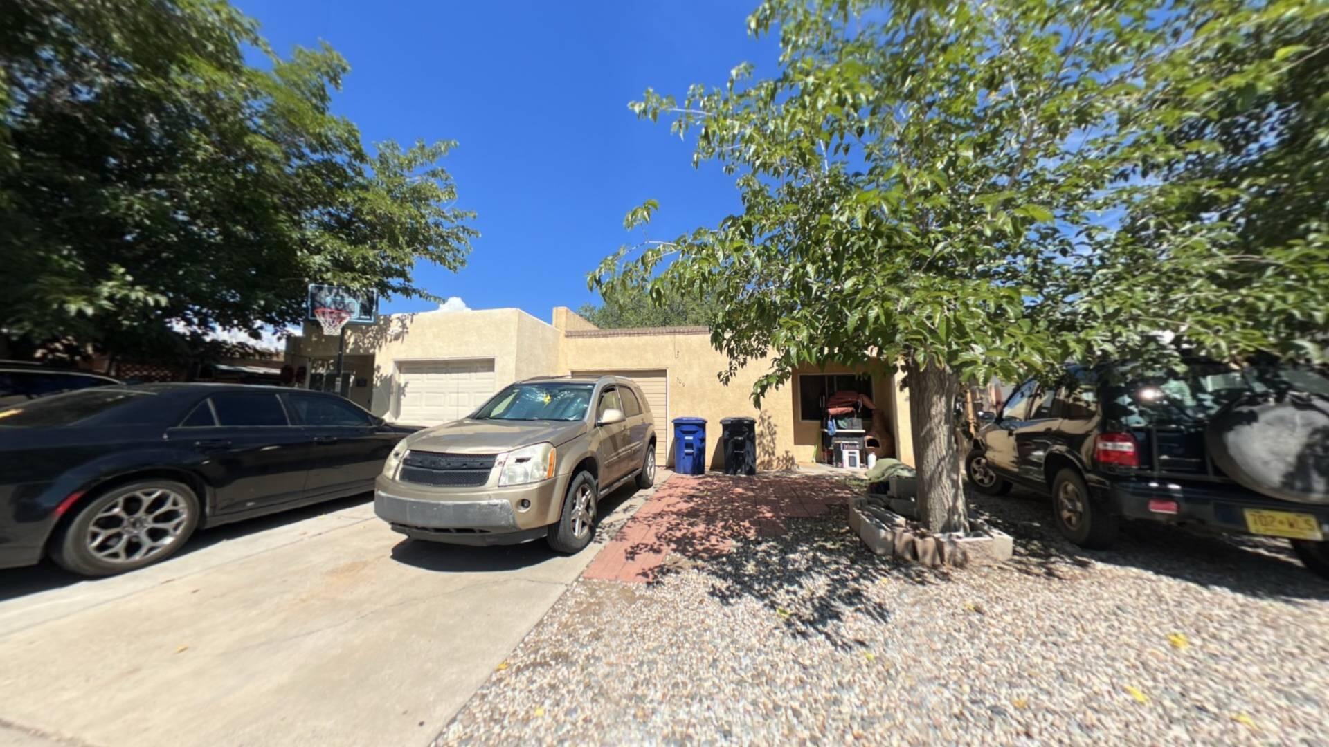 Please come tour this fixer upper. With the perfect location in the heart of Albuquerque. You will love the potential of this townhome. Ease of access to I-25 and close location to I-40 allow for the perfect hub, no matter the direction of your commute.