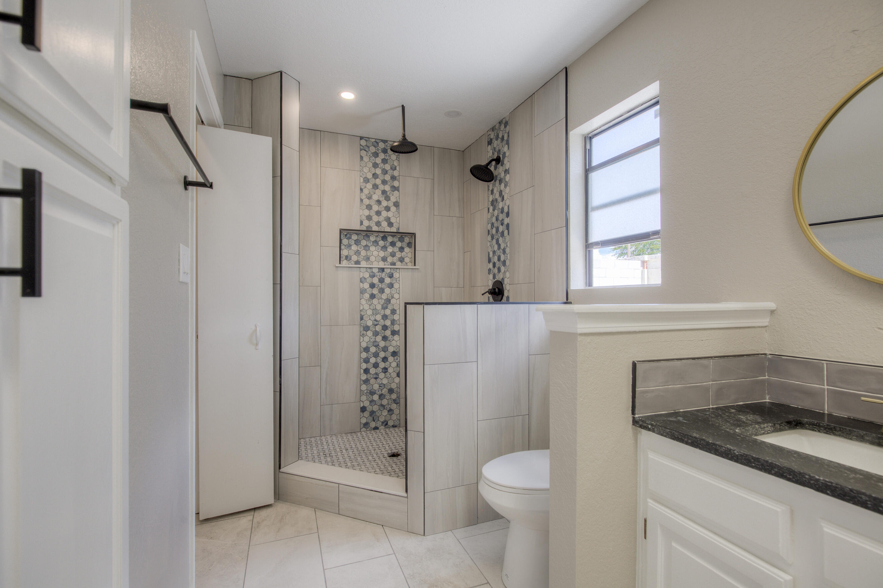 1626 Propps Street NE, Albuquerque, NM 87112