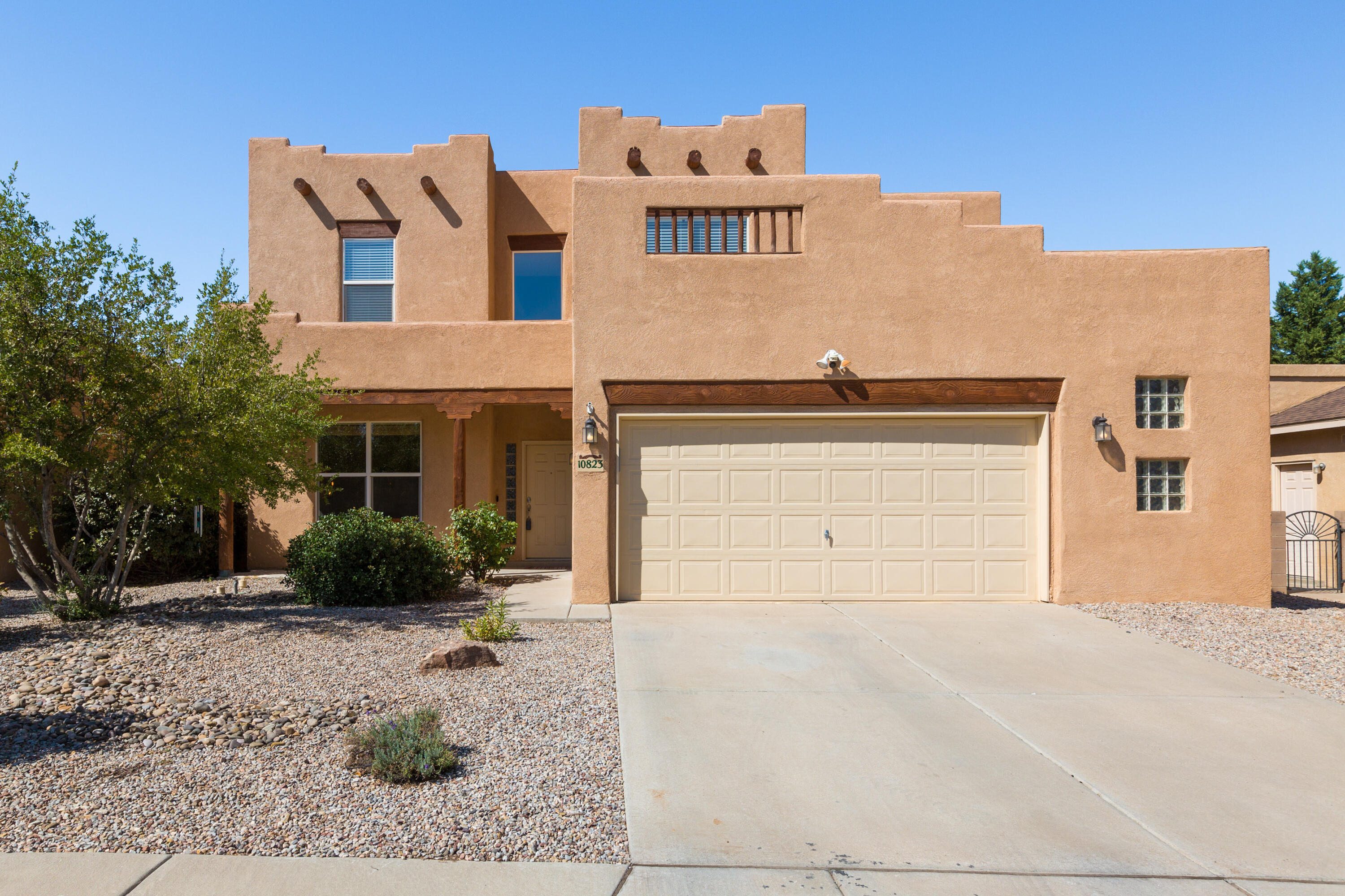 10823 Argonite Drive NW, Albuquerque, NM 87114