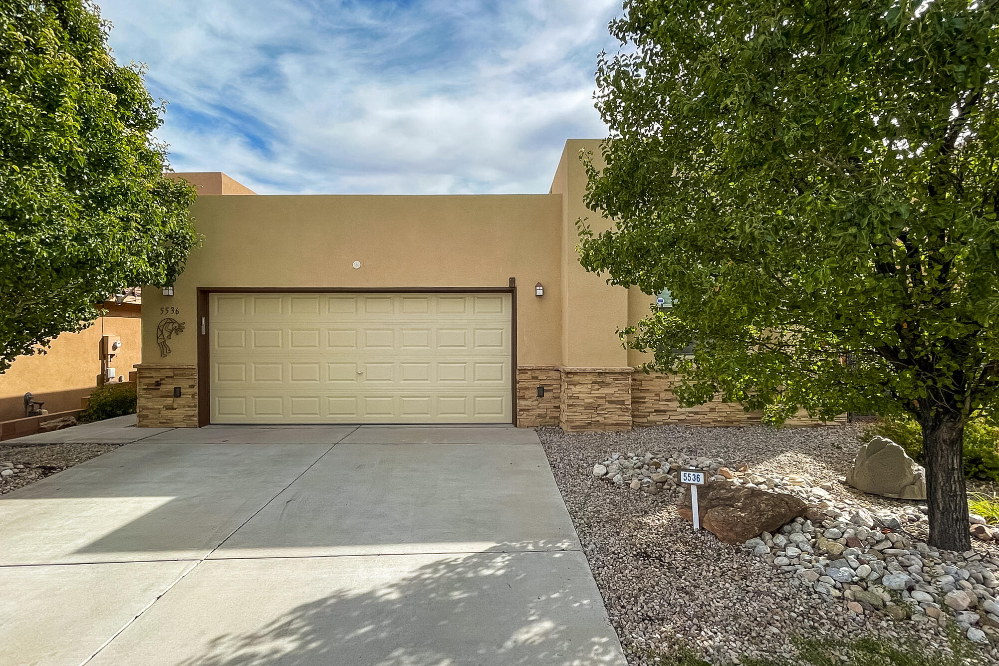 5536 Costa Garaff Road NW, Albuquerque, NM 87120