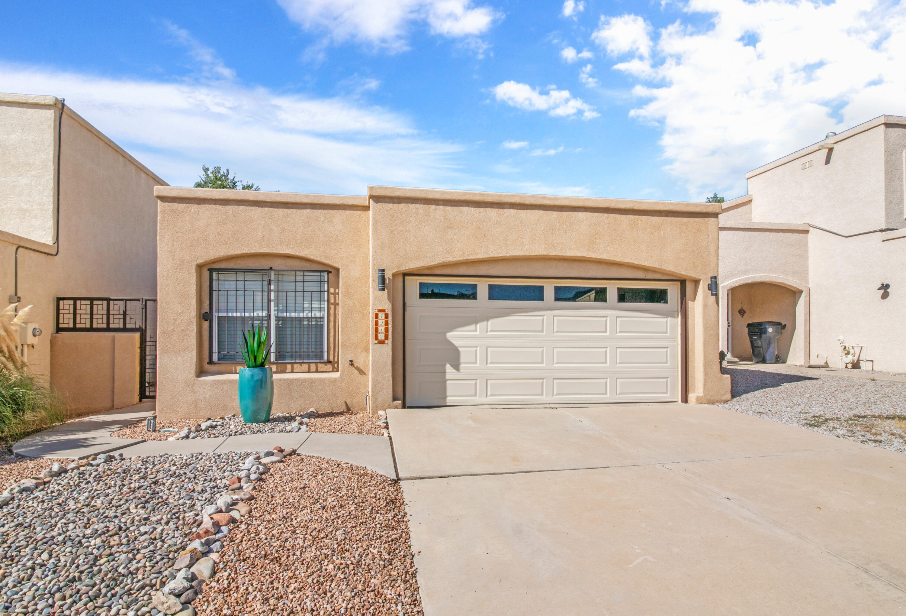 4913 Edwards Drive NE, Albuquerque, NM 87111