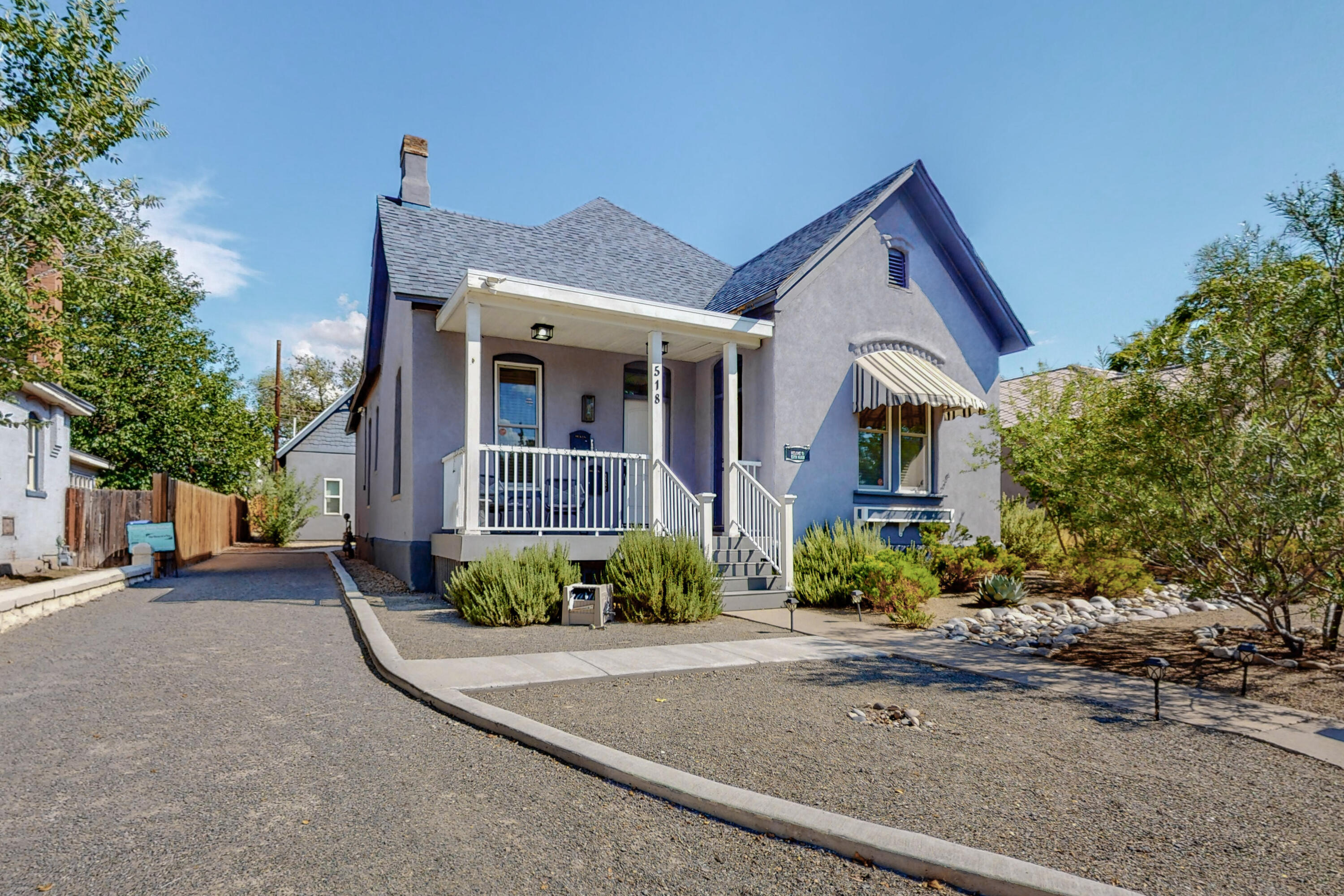 518 Edith Boulevard SE, Albuquerque, NM 87102