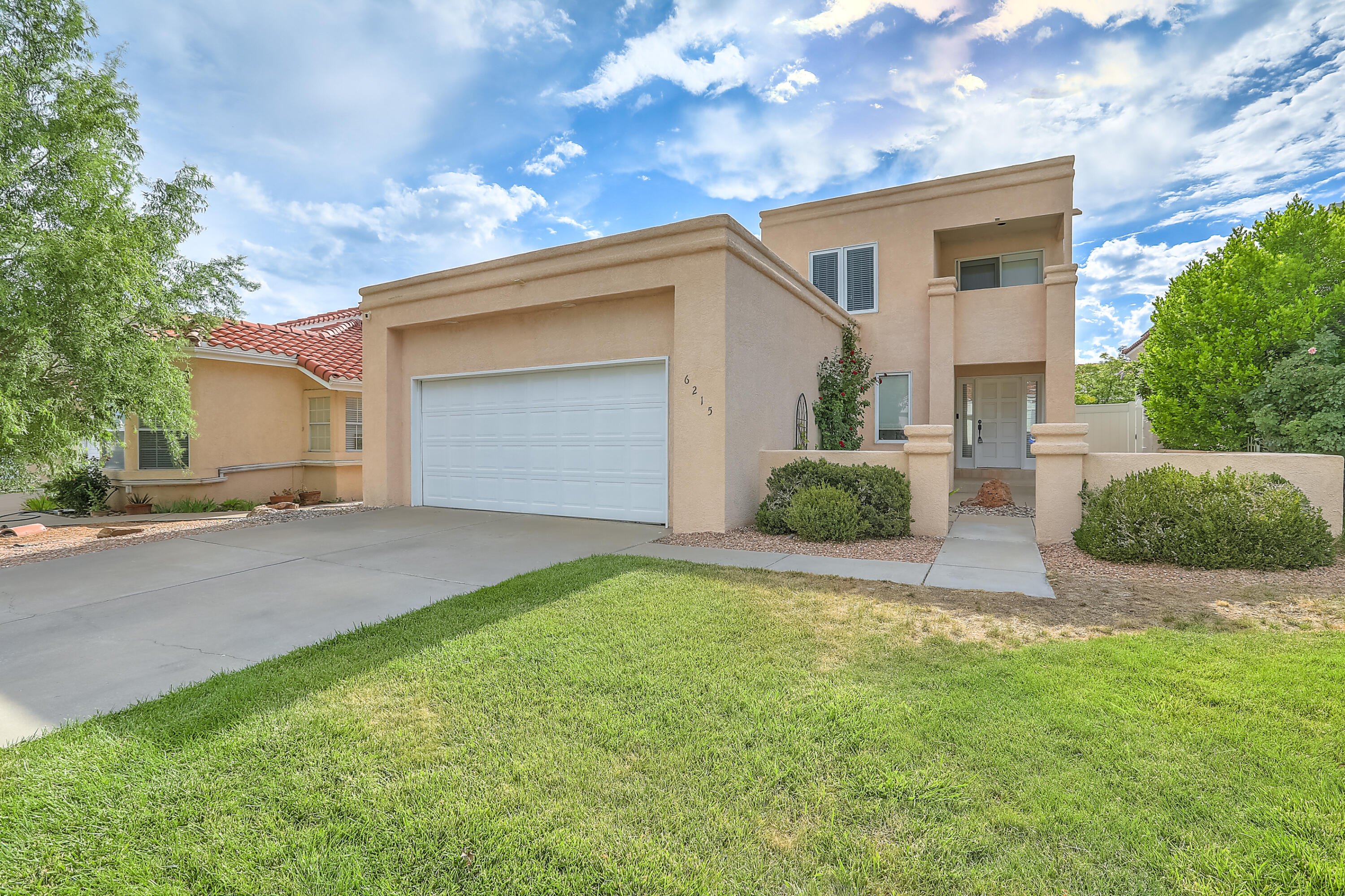 6215 Parktree Place NE, Albuquerque, NM 87111