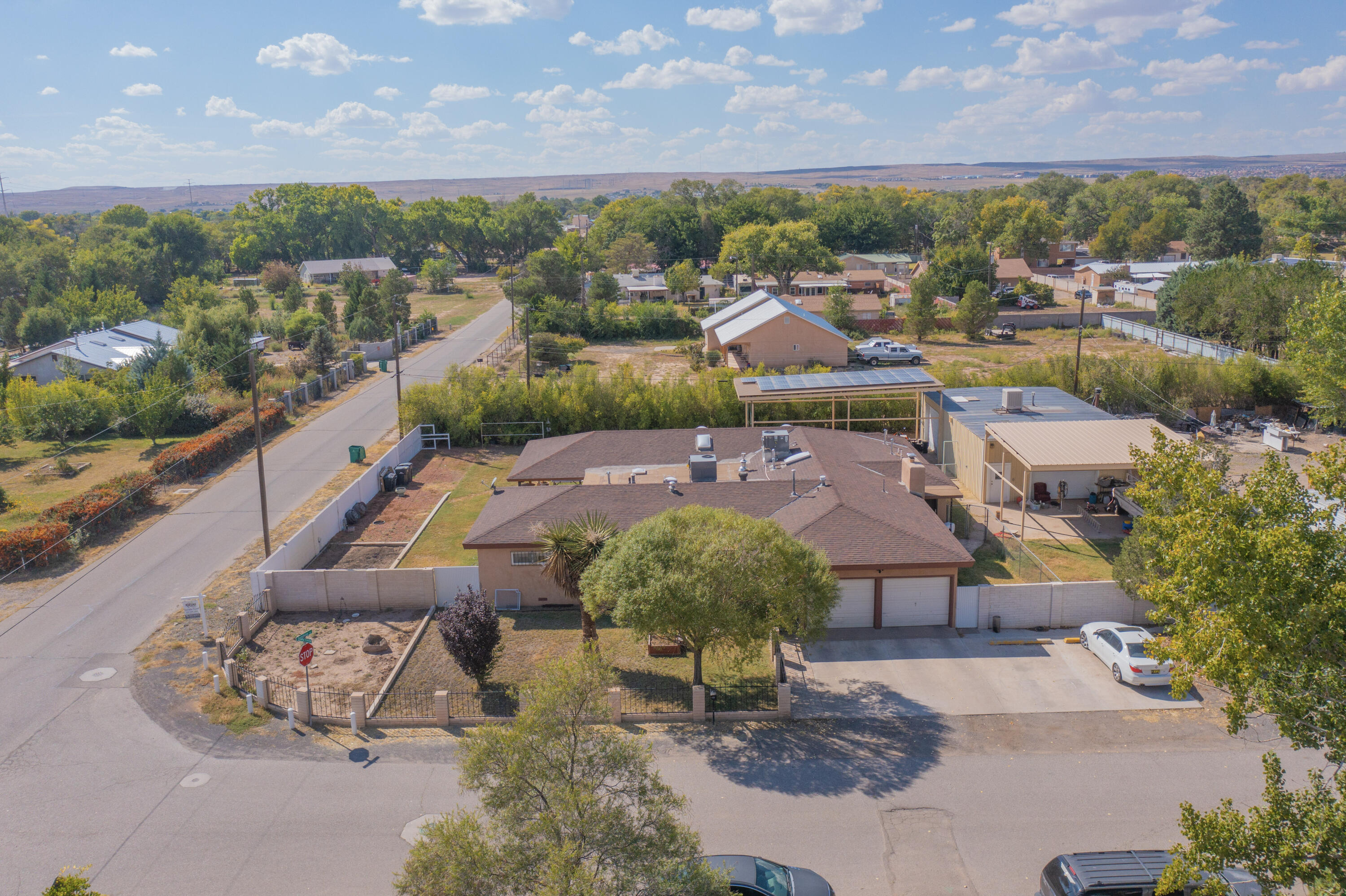 4625 Sunny Circle SW, Albuquerque, NM 87105