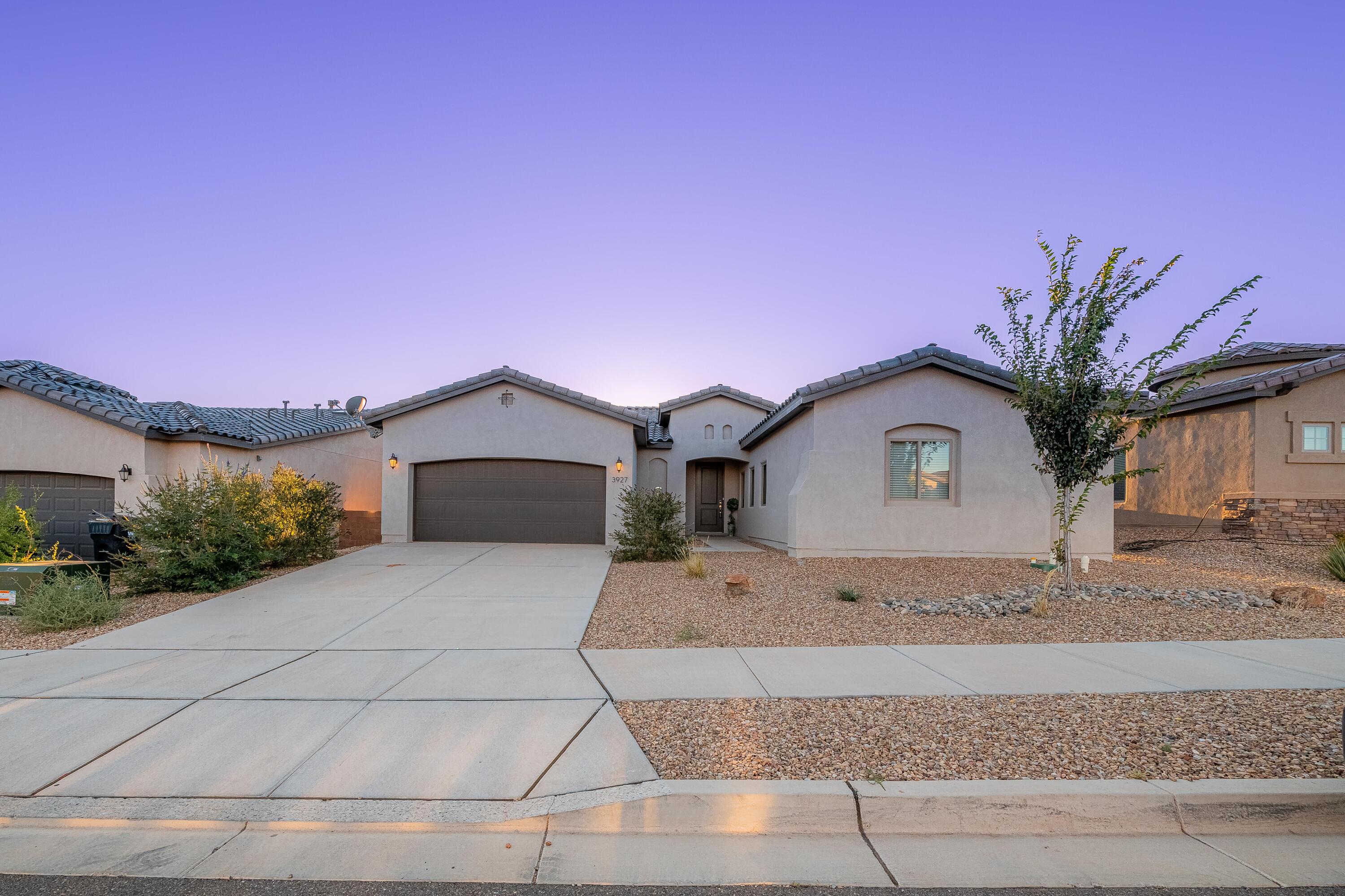 3927 Mcadams Drive NE, Rio Rancho, NM 87144