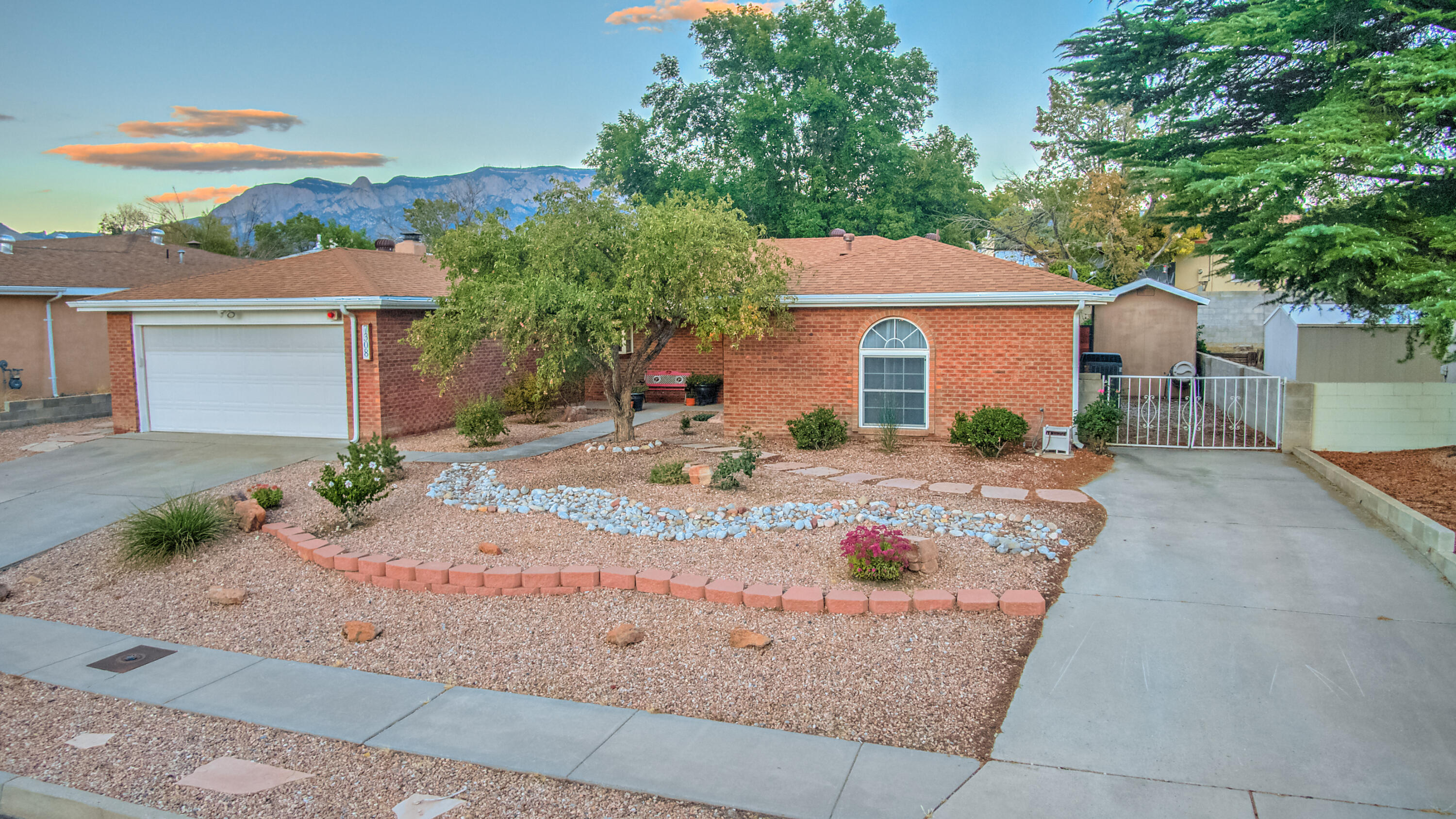 7308 Union Street NE, Albuquerque, NM 87109