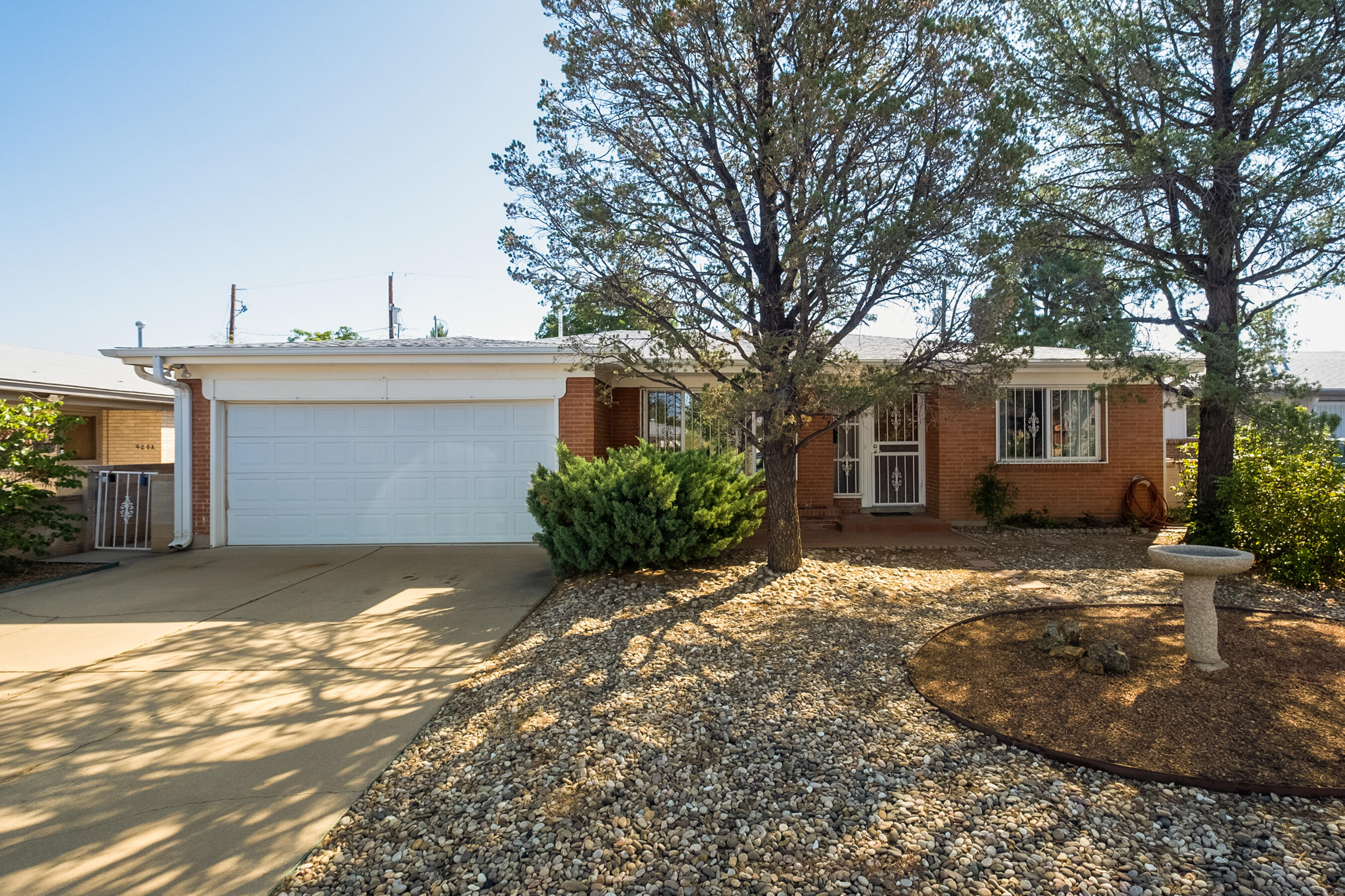 428 Valverde Drive SE, Albuquerque, NM 87108