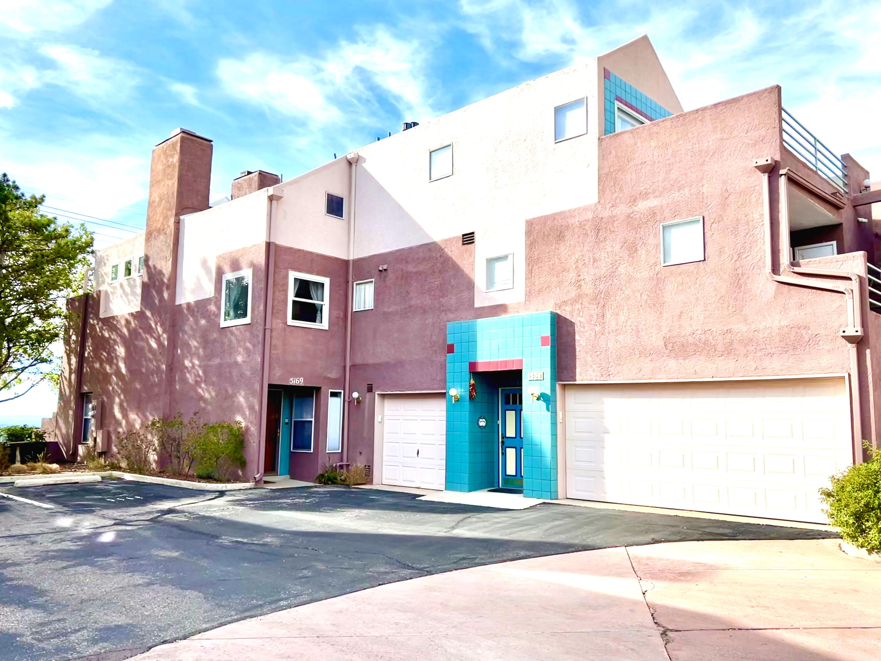 5169 Glenwood Pointe Lane NE, Albuquerque, NM 87111