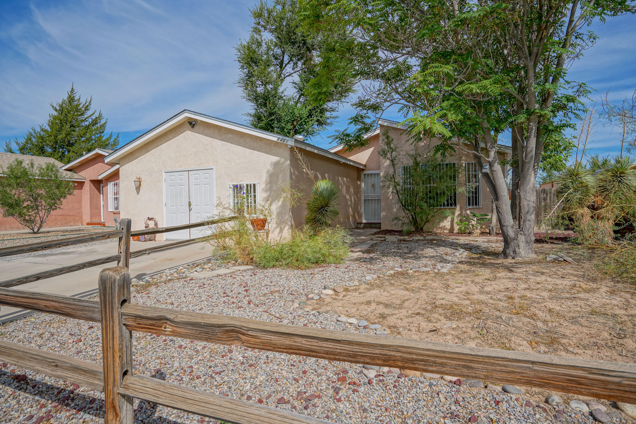 8401 Dunhill Avenue SW, Albuquerque, NM 87121