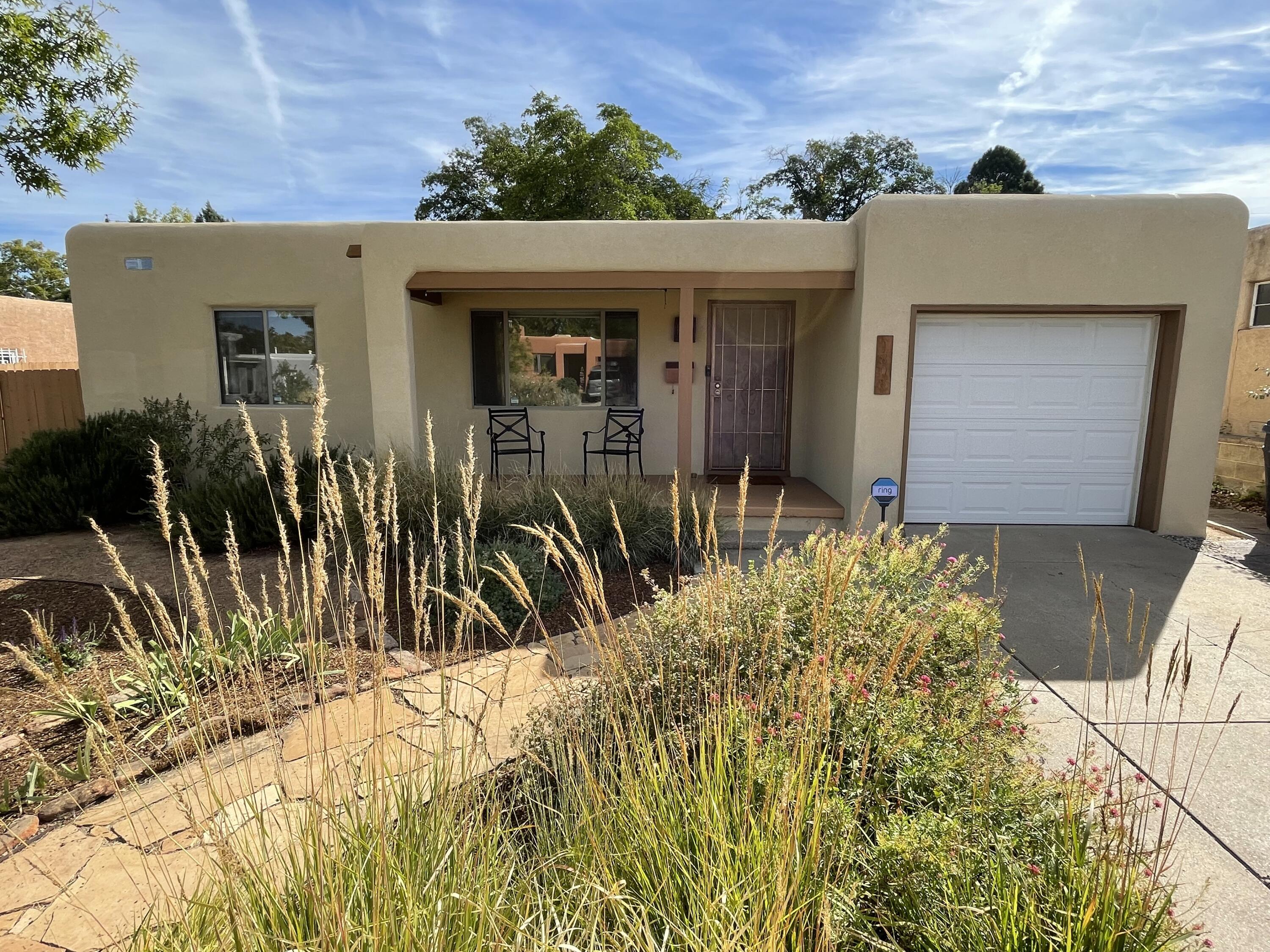 1808 Bryn Mawr Drive NE, Albuquerque, NM 87106