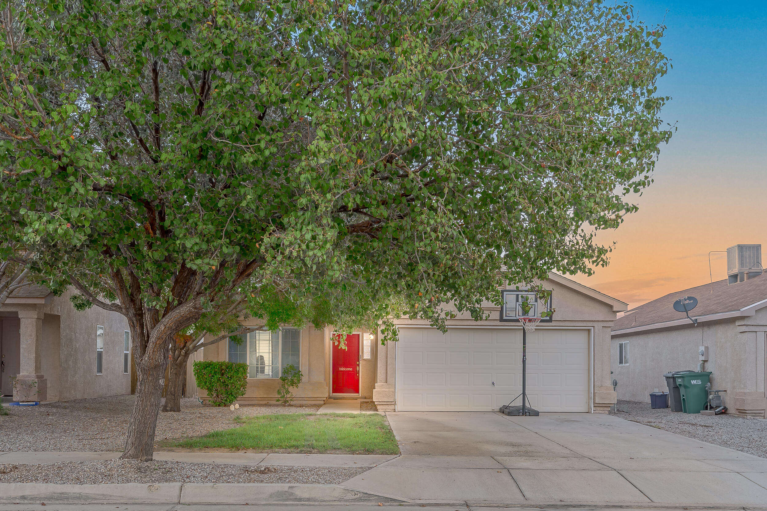 641 Valley Meadows Drive NE, Rio Rancho, NM 87144