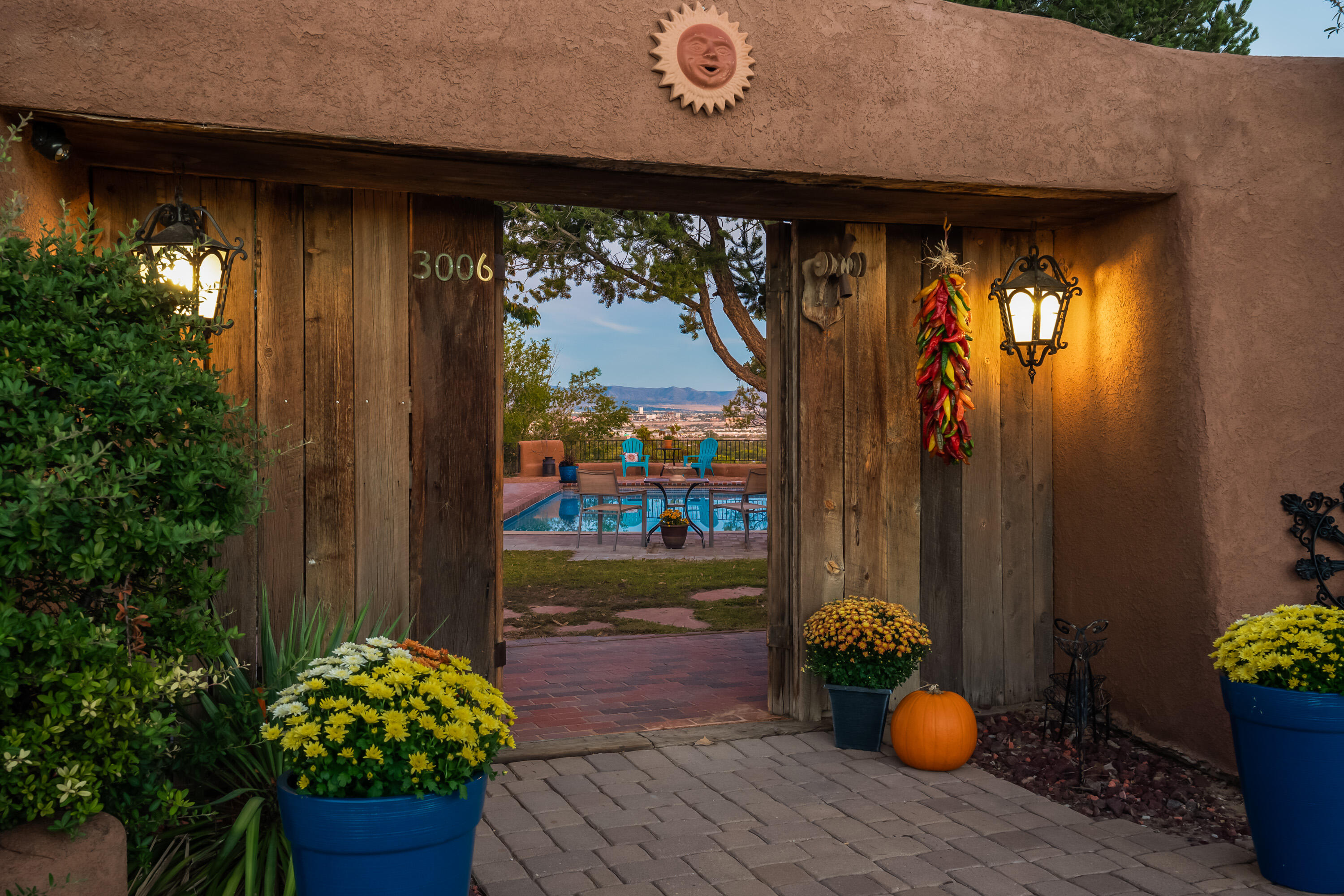 3006 Vista Grande Drive NW, Albuquerque, NM 87120