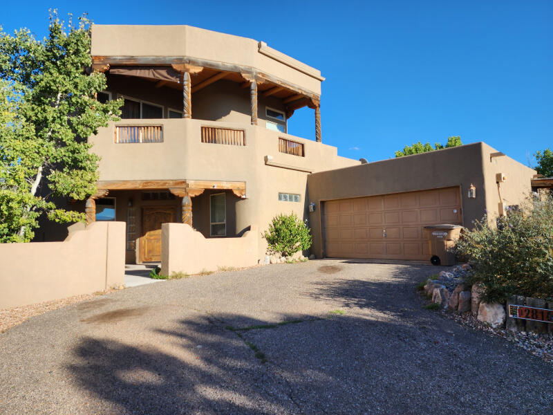 2816 Tramway Circle NE, Albuquerque, NM 87122