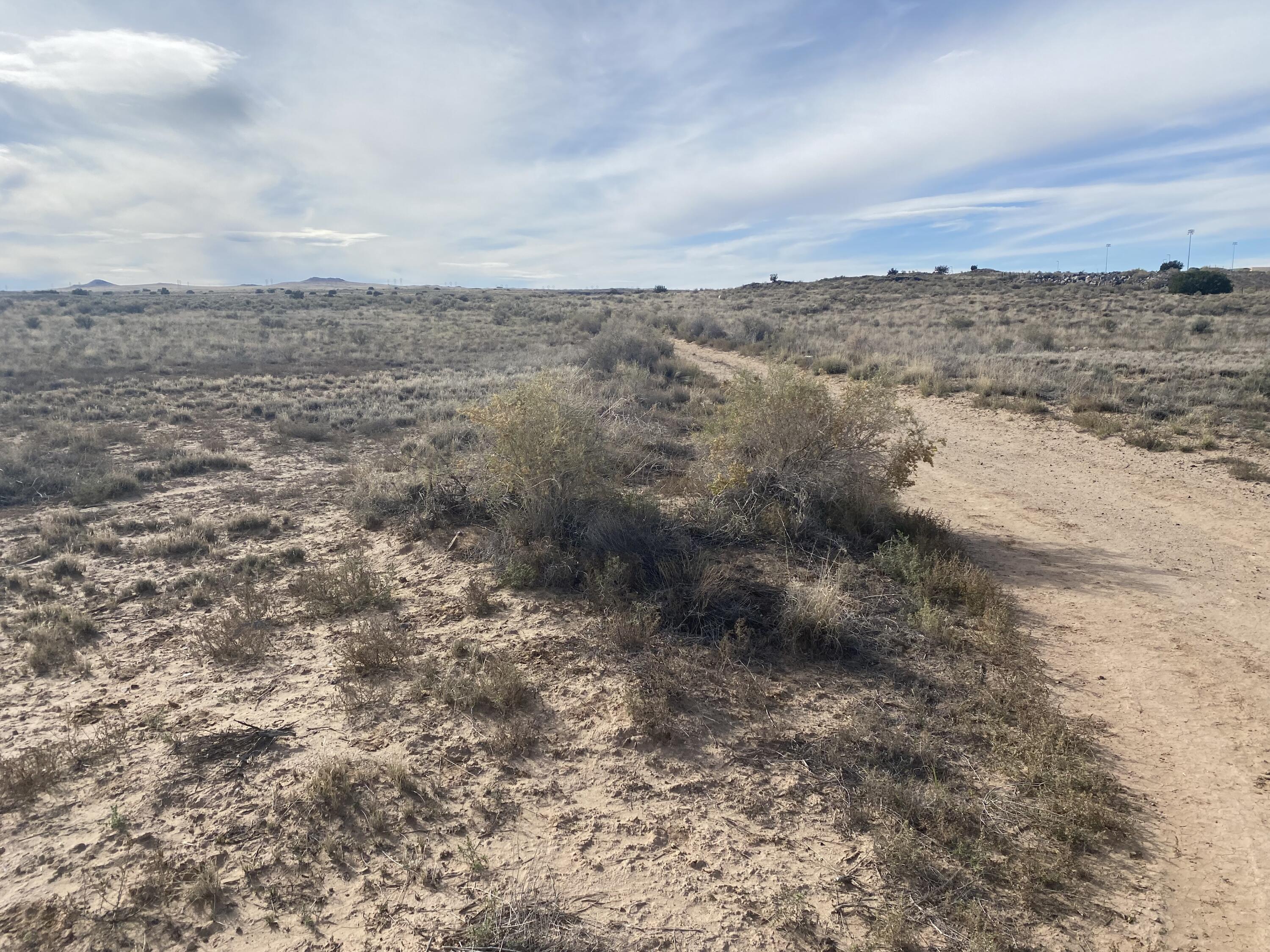 Faciel (Lot 7) Drive NW, Albuquerque, NM 87120