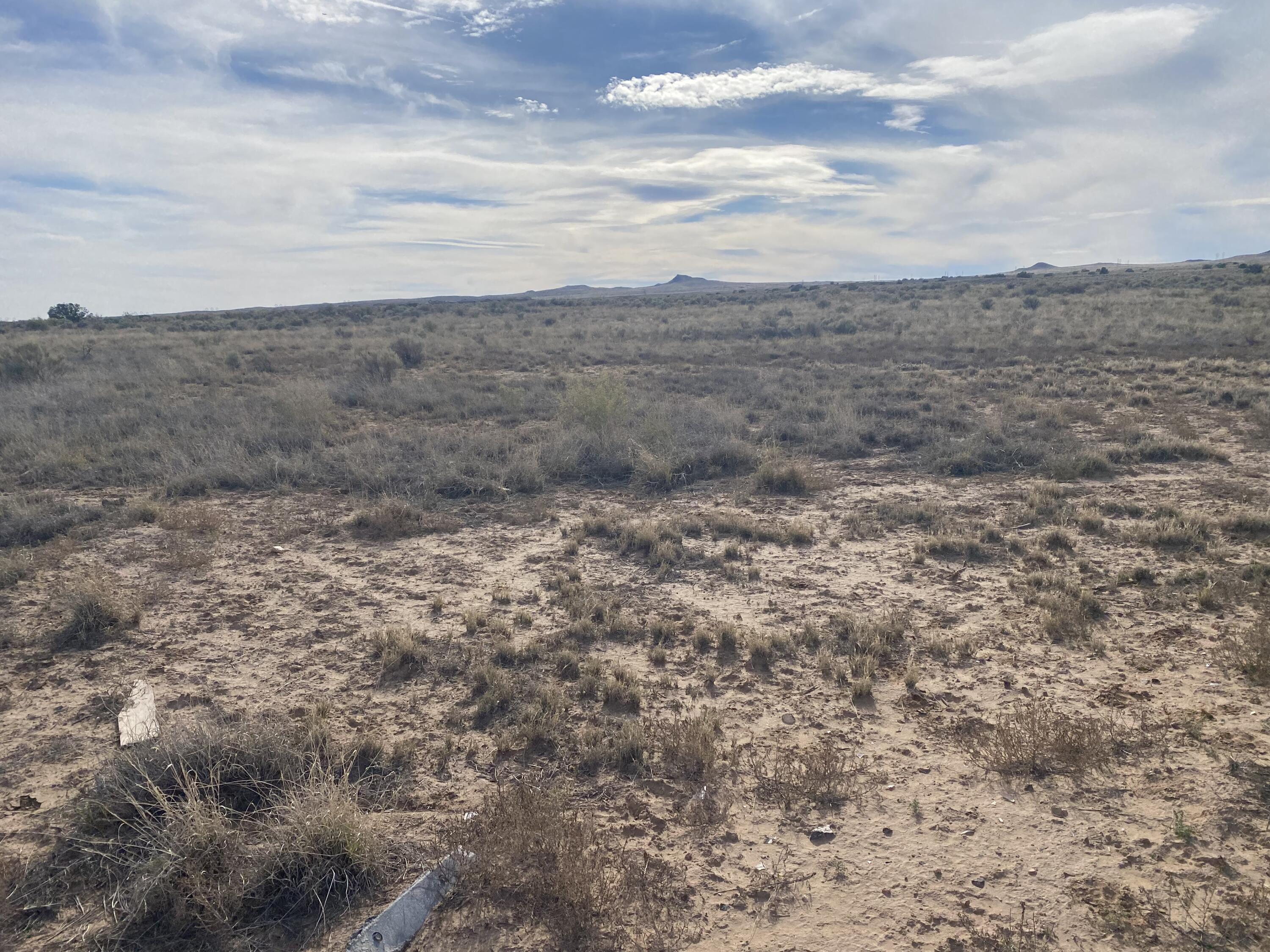 Faciel (Lot 8) Drive NW, Albuquerque, NM 87120