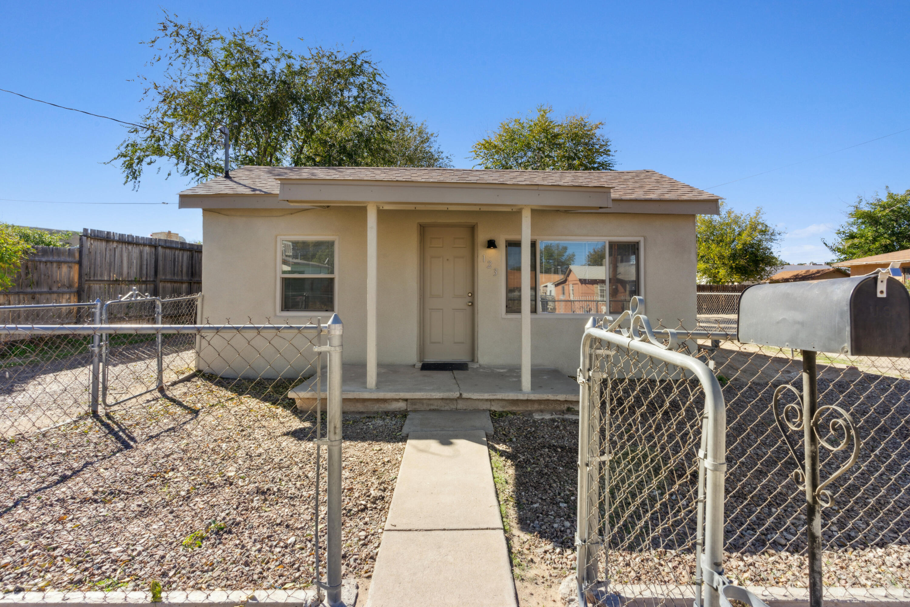Absolutely Charming Home!  Many updates throughout entire home! An awesome large back yard with side yard access. Conveniently located. Schedule your appointment today! You don't want to miss out on this opportunity!