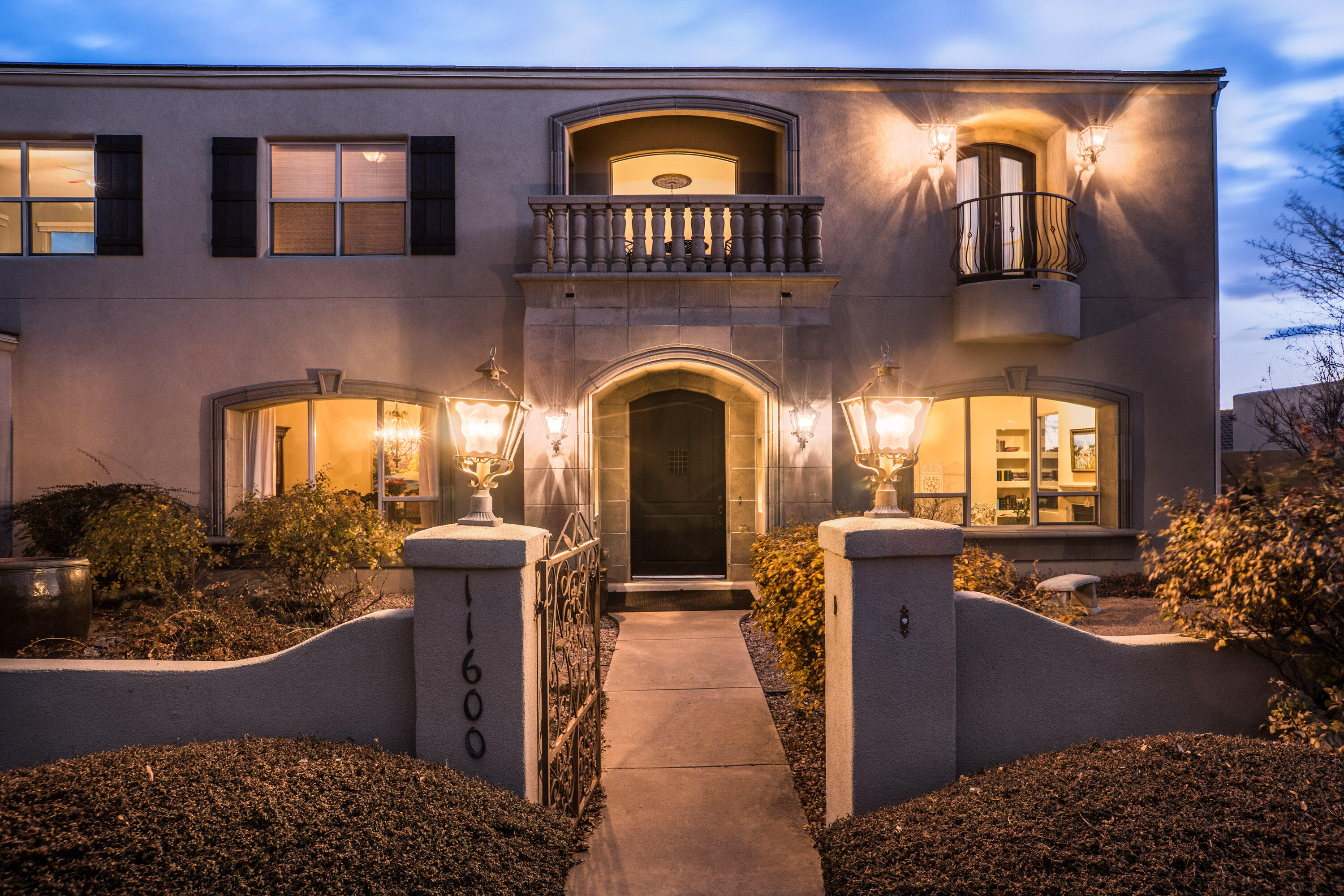 11600 Zinfandel Avenue NE, Albuquerque, NM 87122