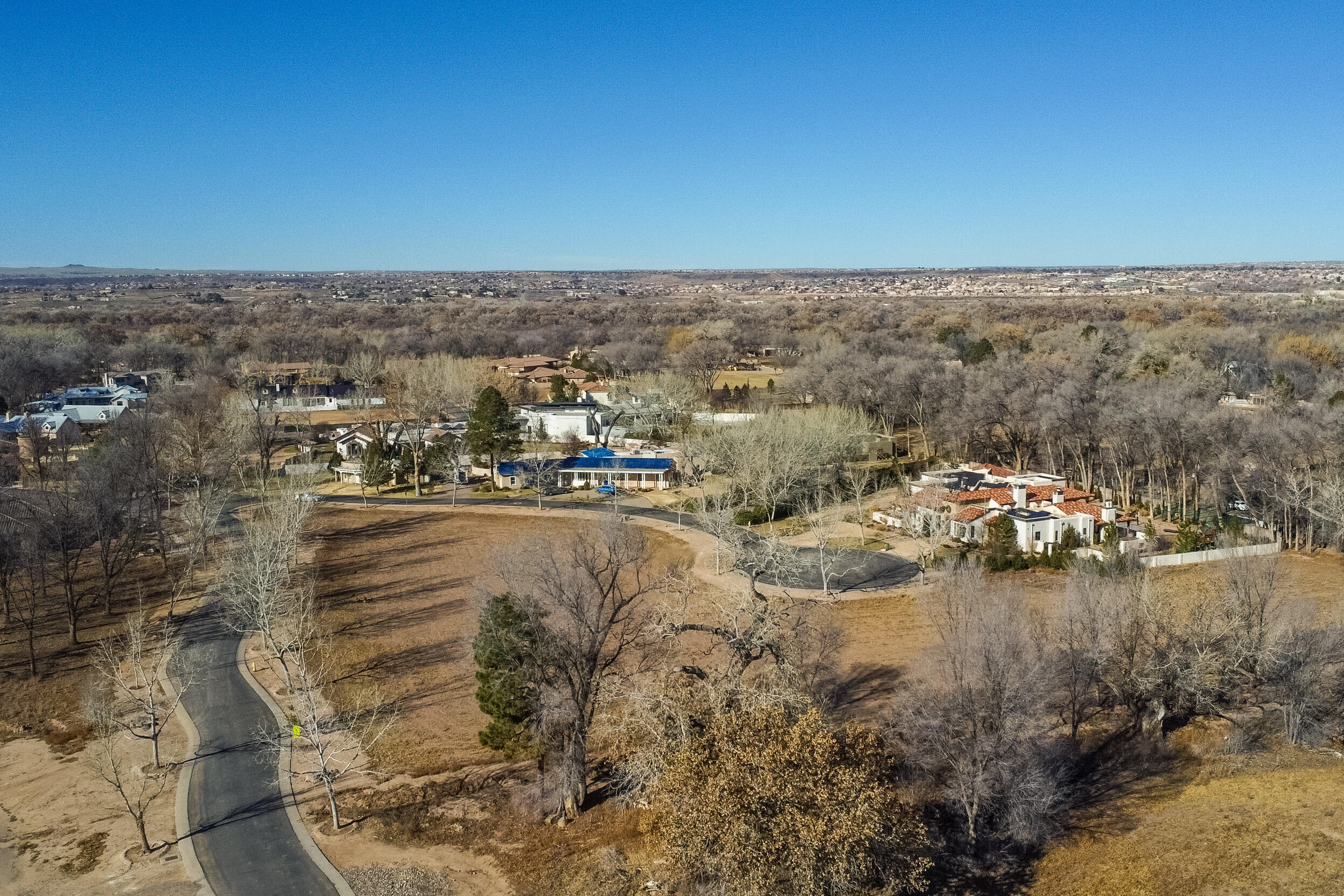 1001 Cottonwood Drive NW, Los Ranchos, NM 87107