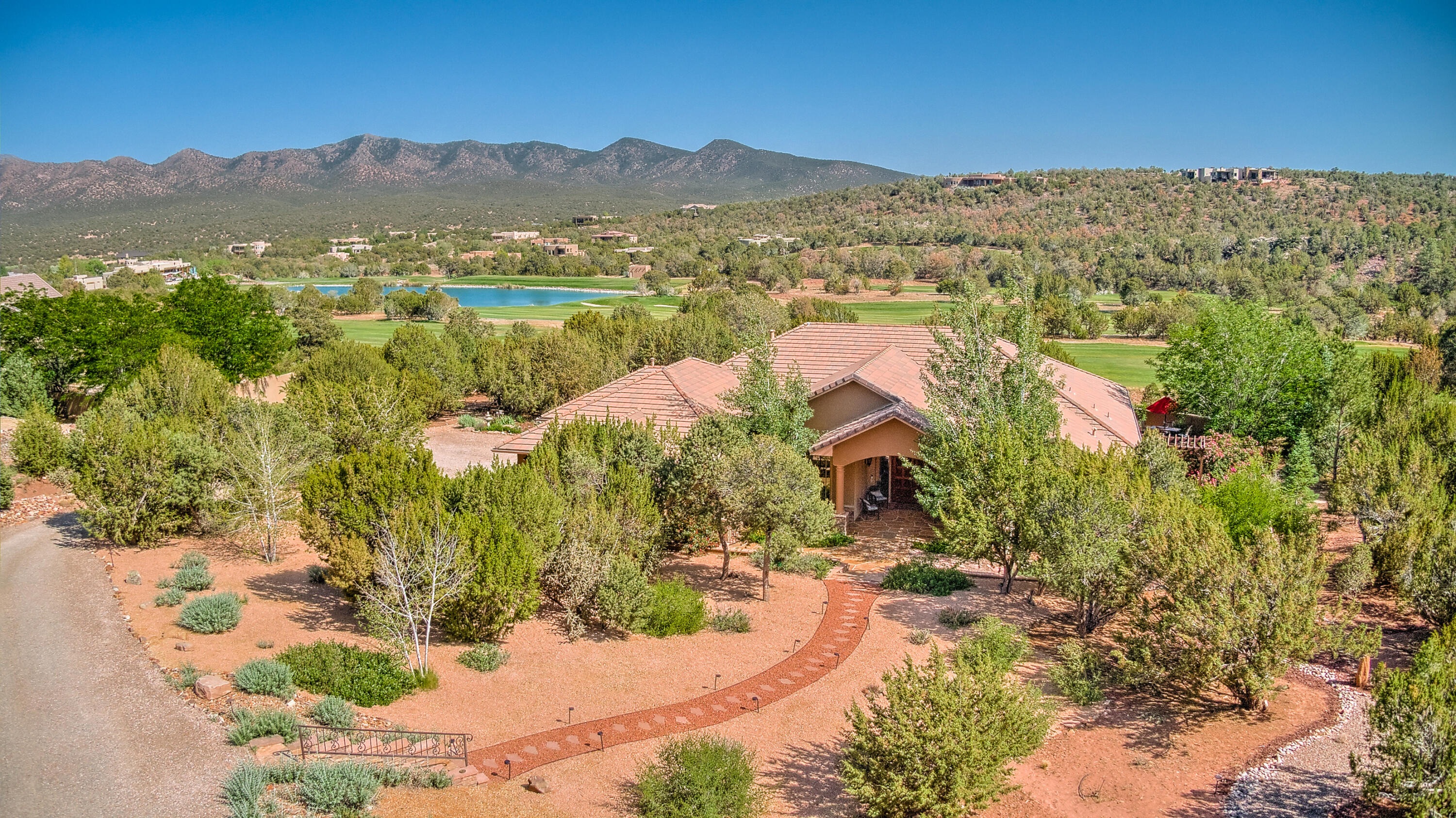 45 Broken Arrow Place, Sandia Park, NM 87047