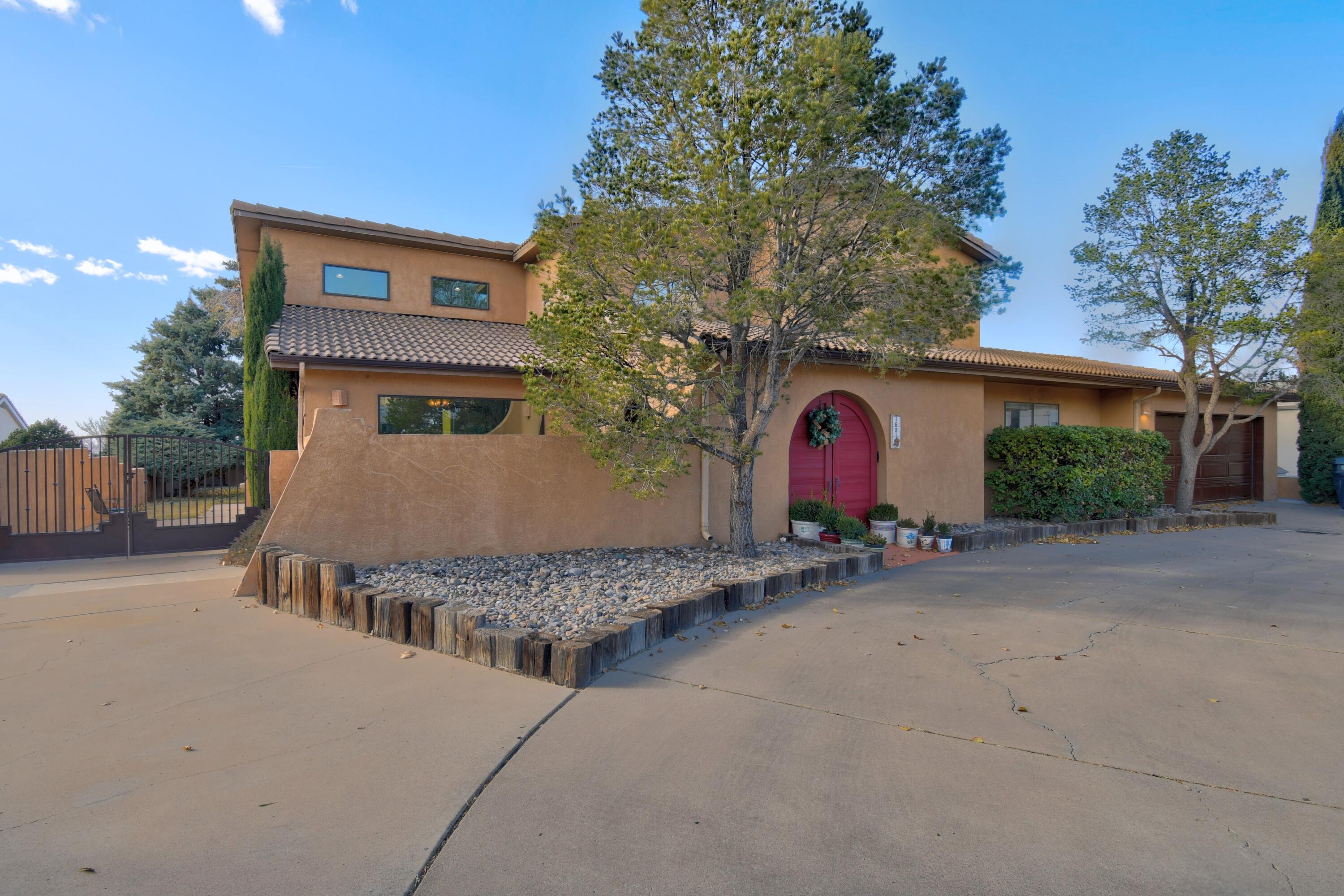1621 Blair Drive NE, Albuquerque, NM 87112