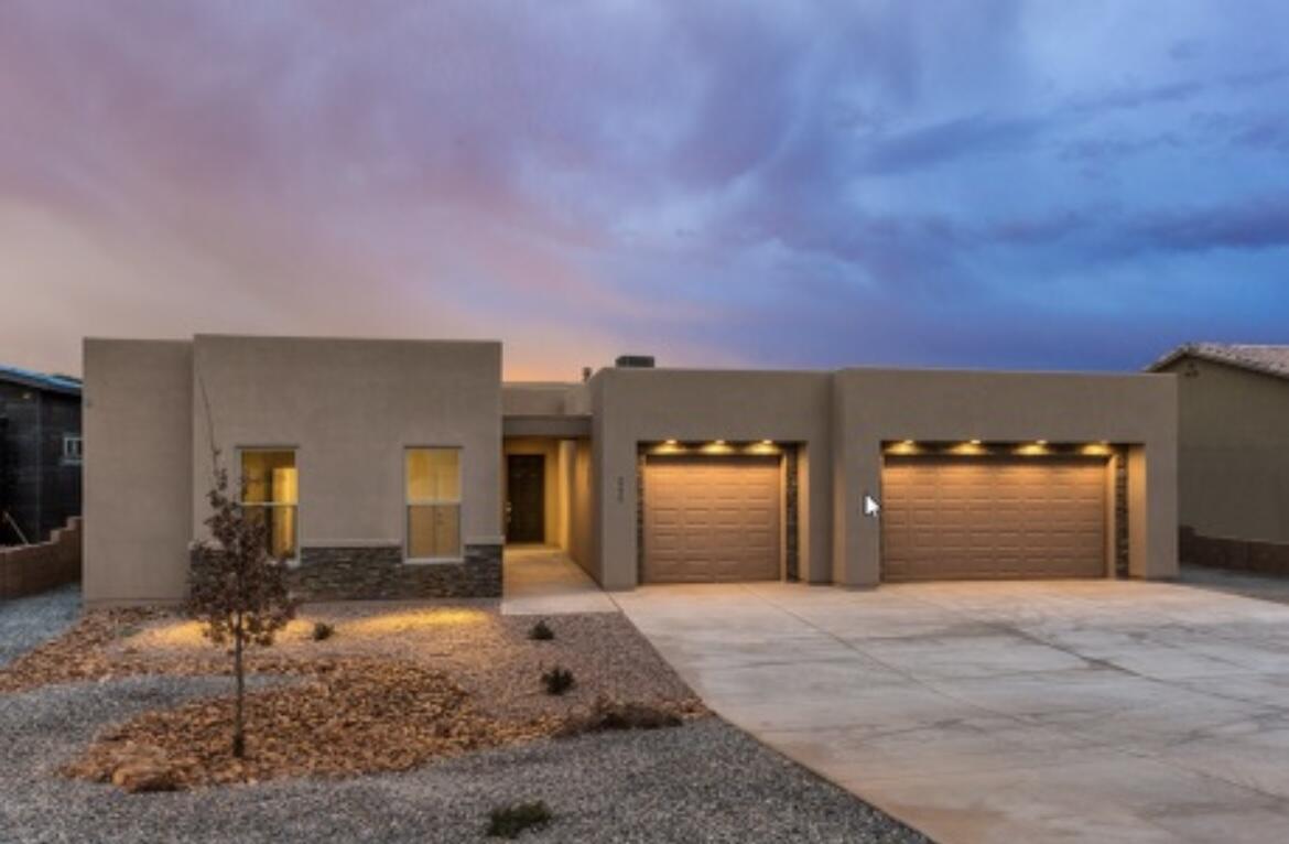 1609 Aztec Sun Court SE, Rio Rancho, NM 87124