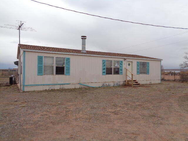 This 3 bedroom, 2 bath manufactured home has a great floor plan.  Cozy fireplace in the living room, island kitchen with dining area and split primary suite.  It has a 30x40 insulated garage/shop with 220, 12' garage door and plumbing rough-in. The property may qualify forSeller Financing (Vendee). Sold AS-IS. Buyer has a 7 day inspection period upon receiving ratified contracts. If utilities are off due to property condition, Sellerwill not repair to facilitate inspections. No repairs will be considered based upon inspection reports. Buyer is responsible for their own title policy.