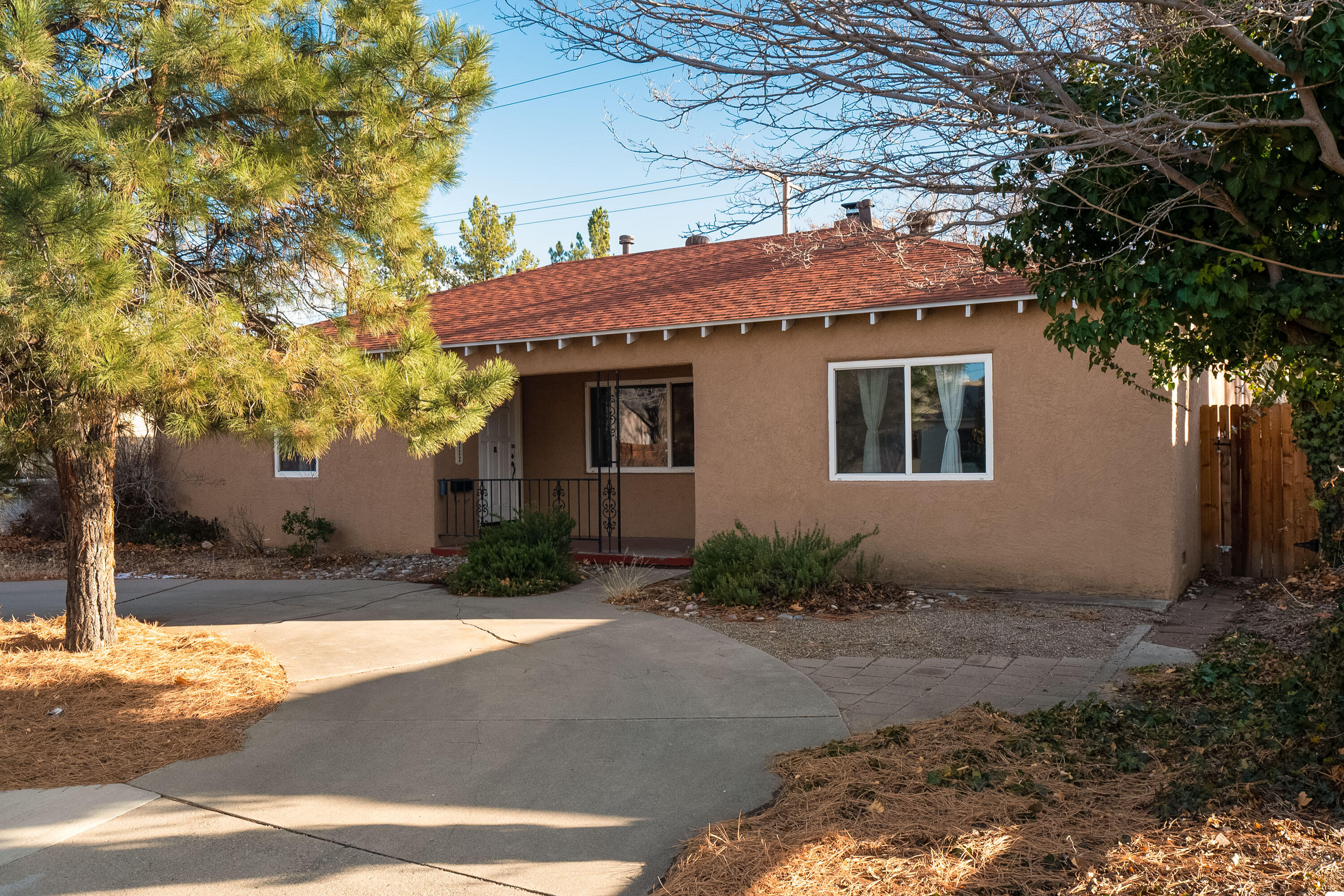 3816 Mesa Verde Avenue NE, Albuquerque, NM 87110