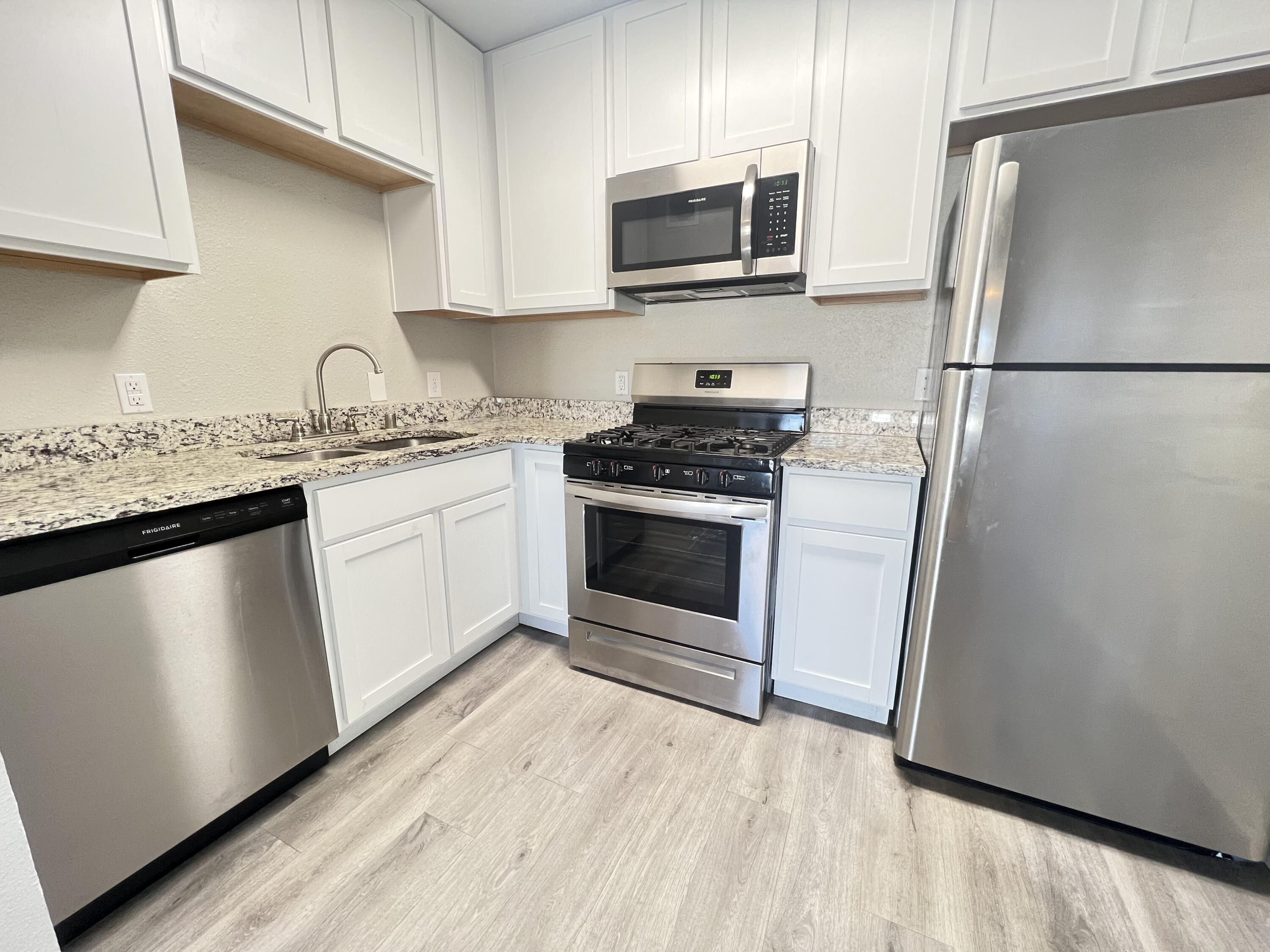 3405 Gibson Boulevard SE, Albuquerque, NM 87106