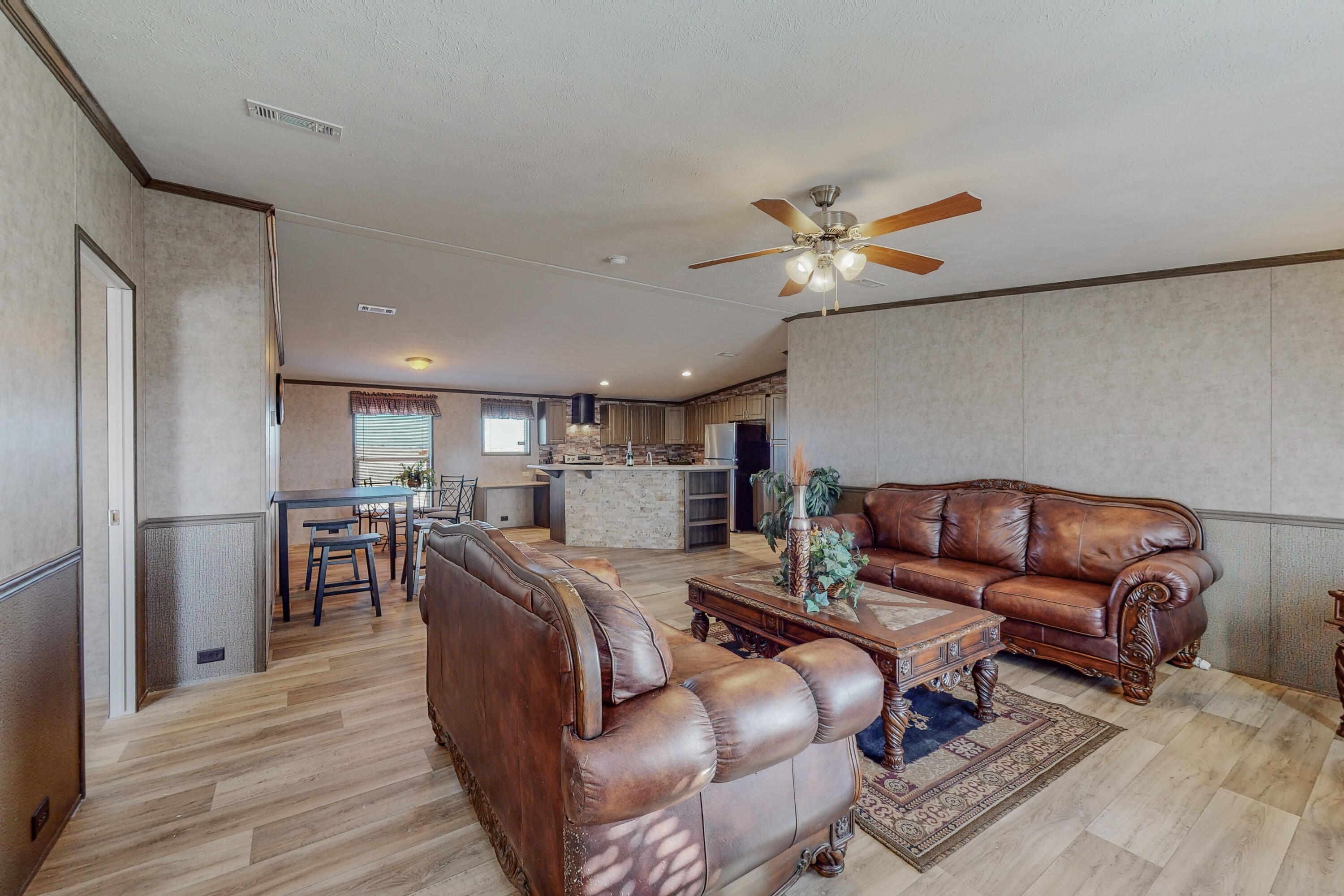 17 Windswept Drive, Moriarty, NM 87035