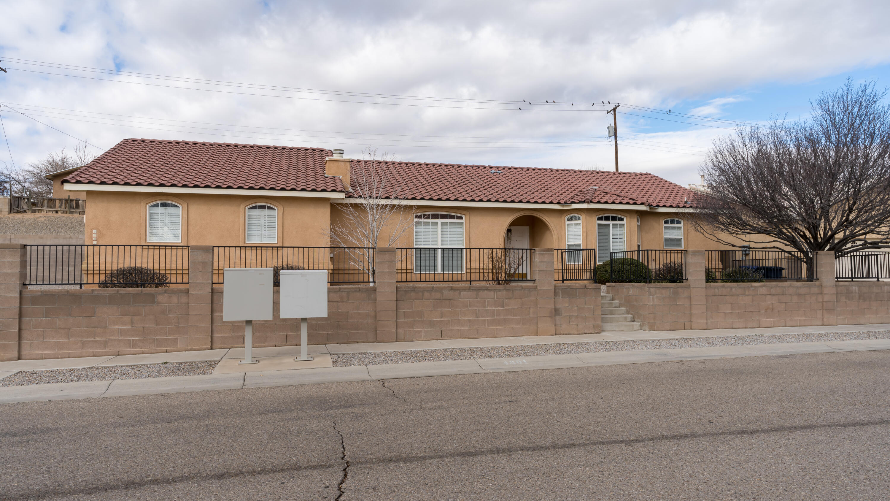 4801 Hayden Place NW, Albuquerque, NM 87120