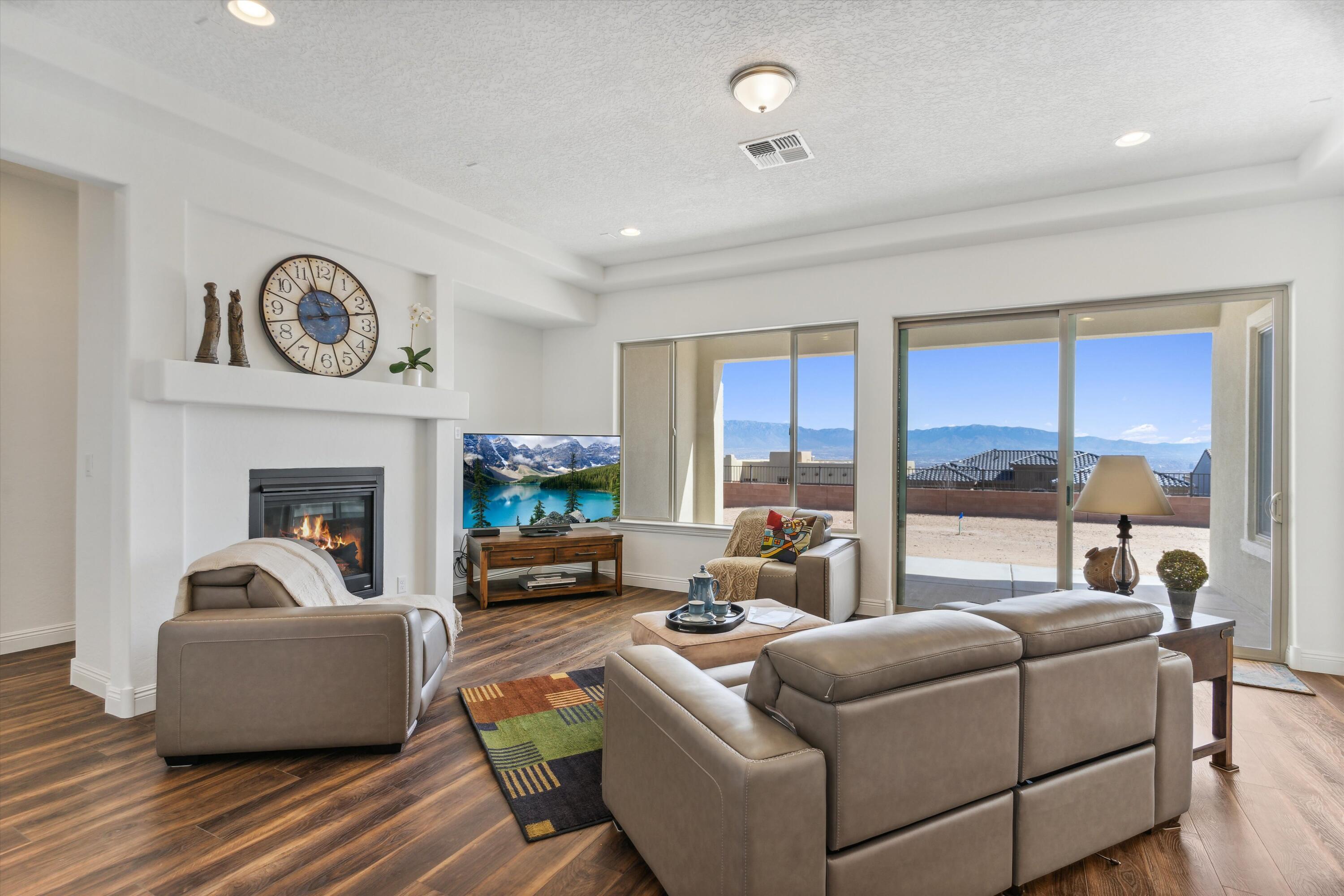 Westside Albuquerque Luxury Homes
