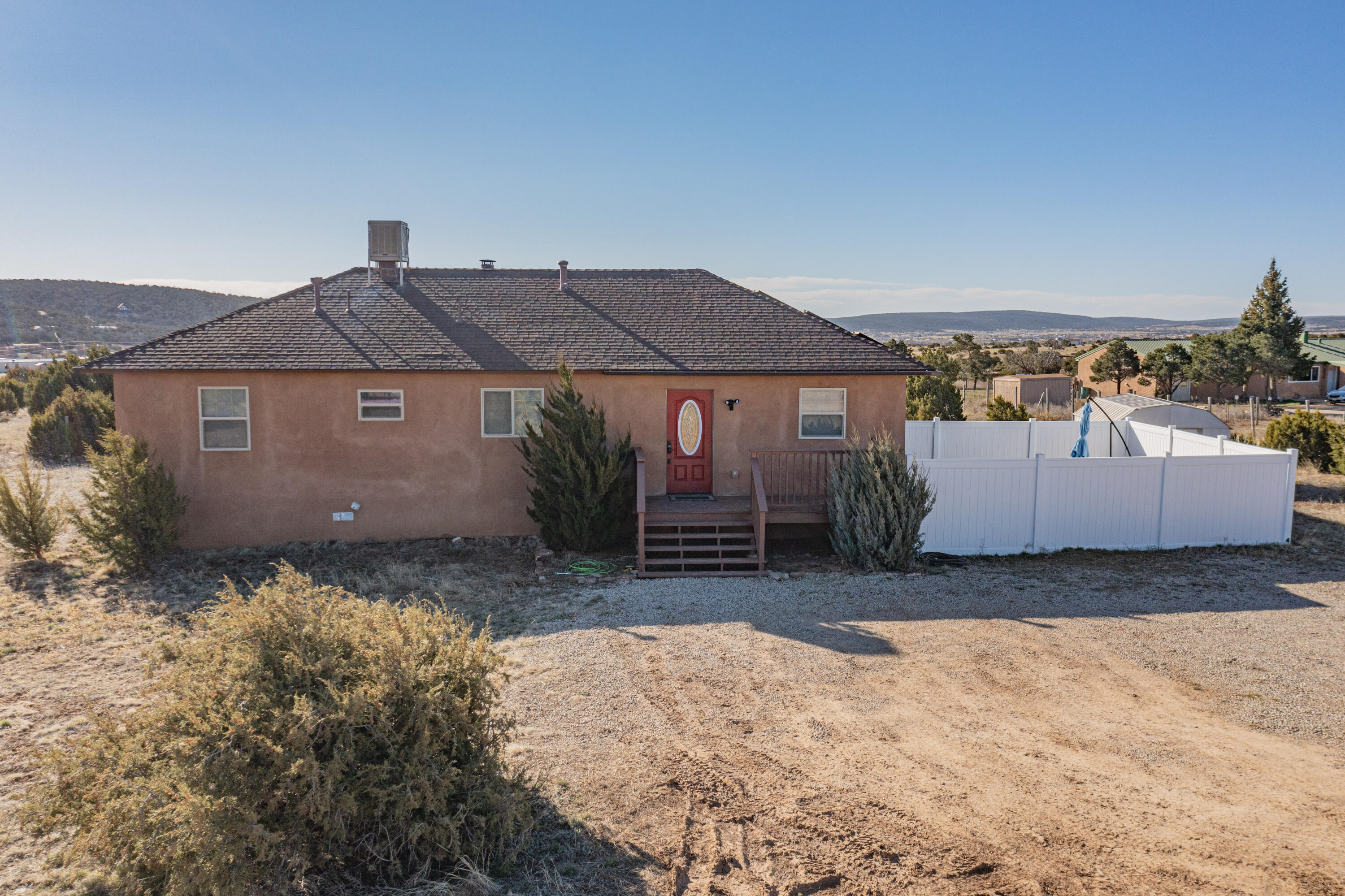 44 Berta Drive, Edgewood, NM 87015