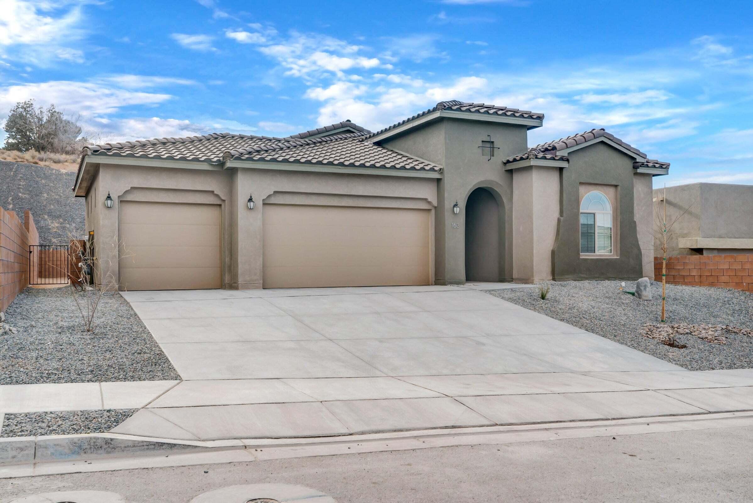 163 Suez Road NE, Rio Rancho, NM 87124