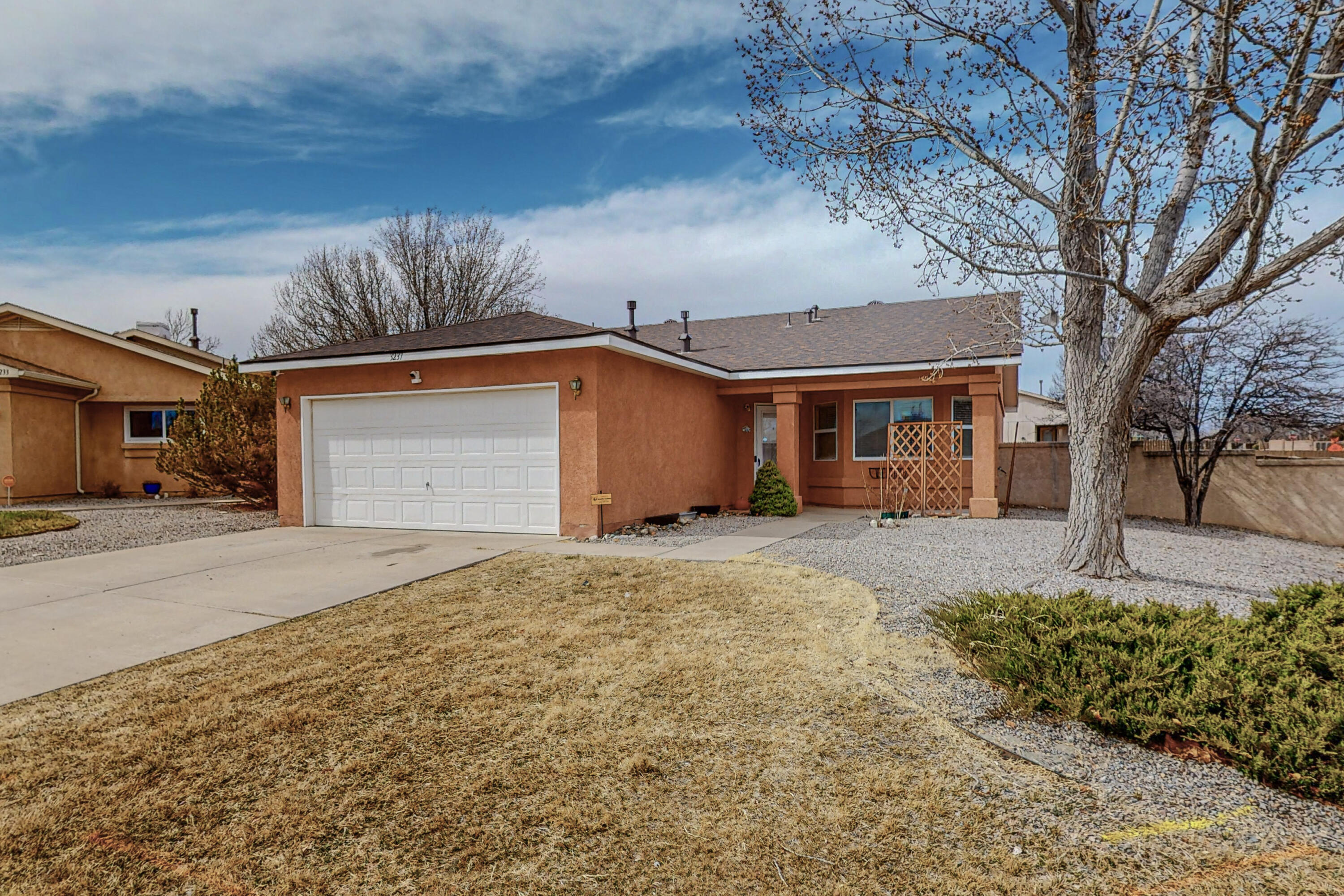 3237 Chama Meadows Drive NE, Rio Rancho, NM 87144