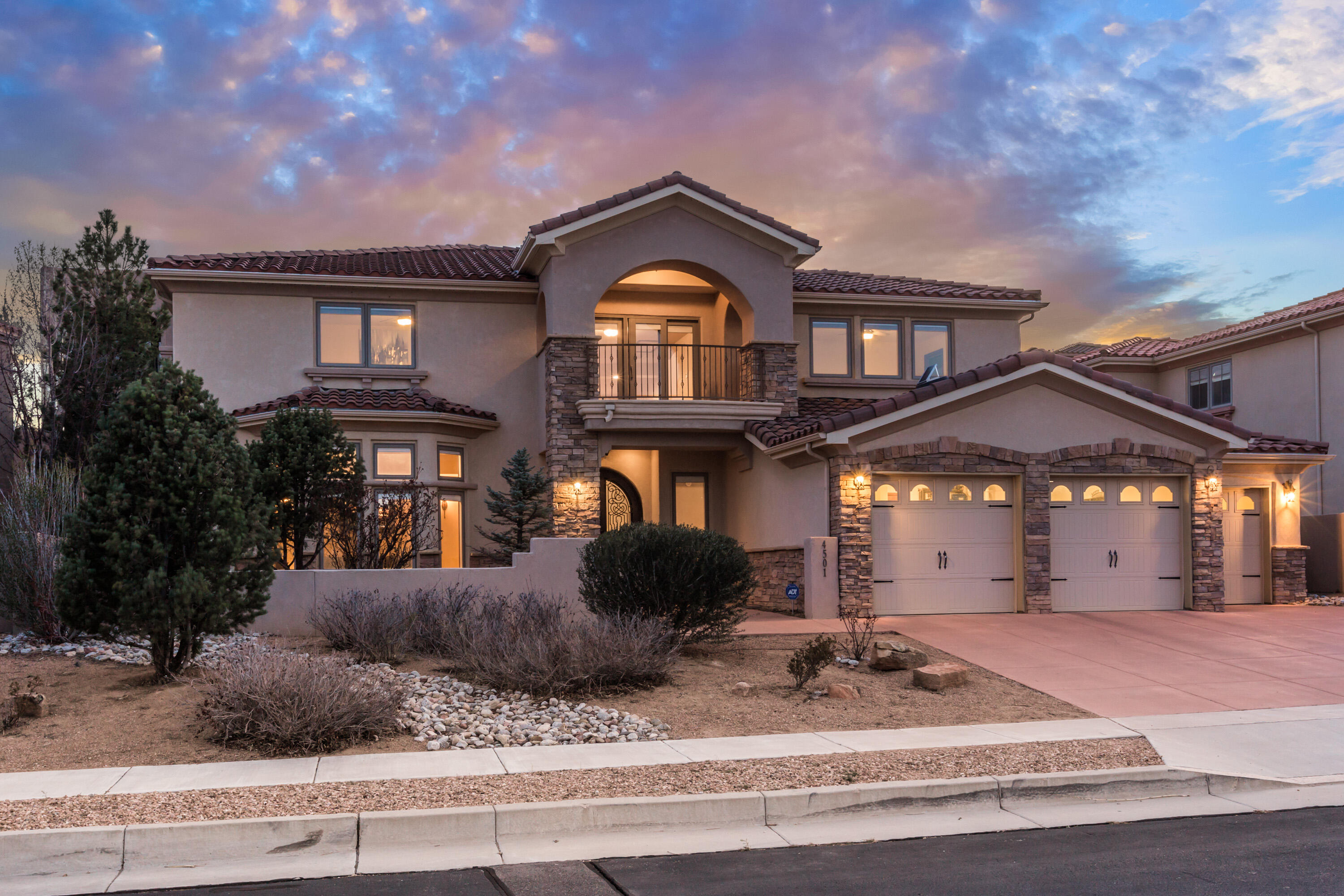 4501 Atherton Way, Albuquerque, NM 87120