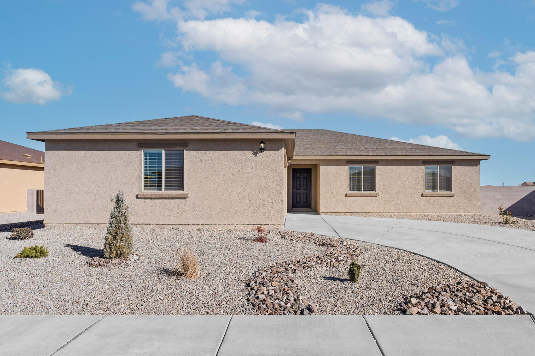 2419 Desi Loop, Belen, NM 87002