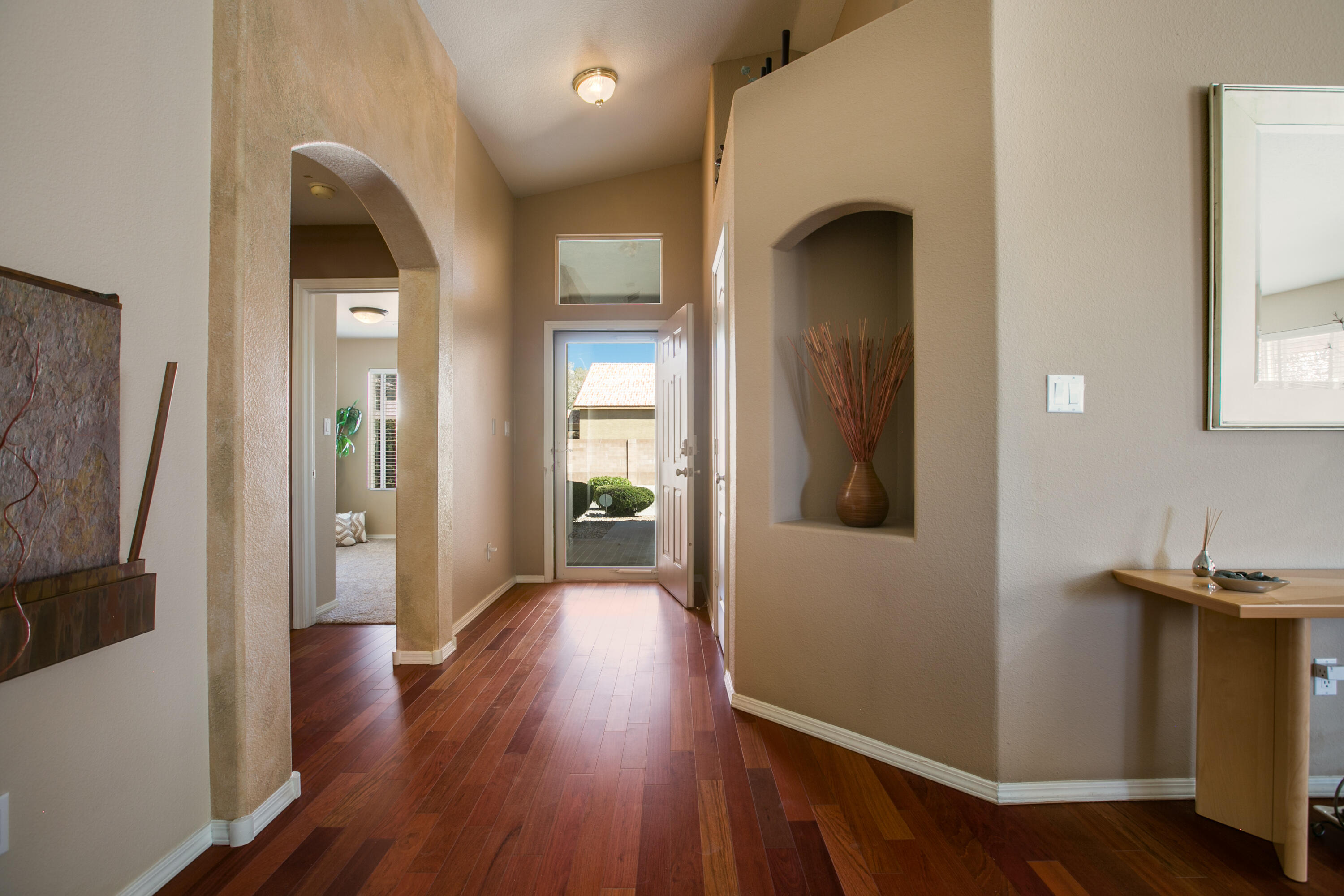 8605 Eagle Creek Drive NE