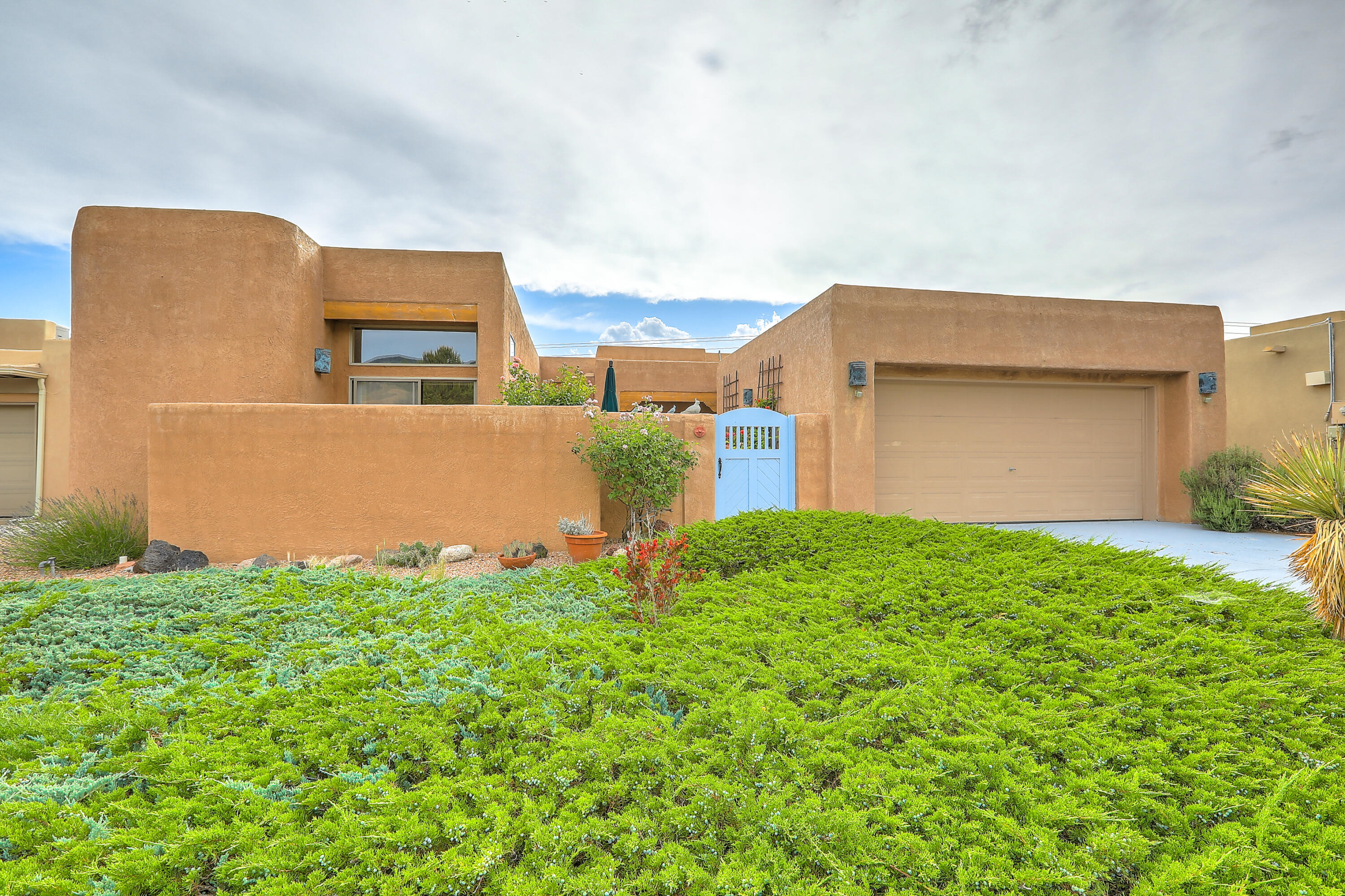 7739 Cedar Canyon Road NE, Albuquerque, NM 87122