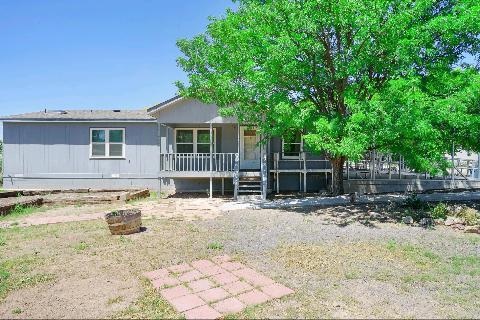 1141 Desert Flower Avenue, Los Lunas, NM 87031