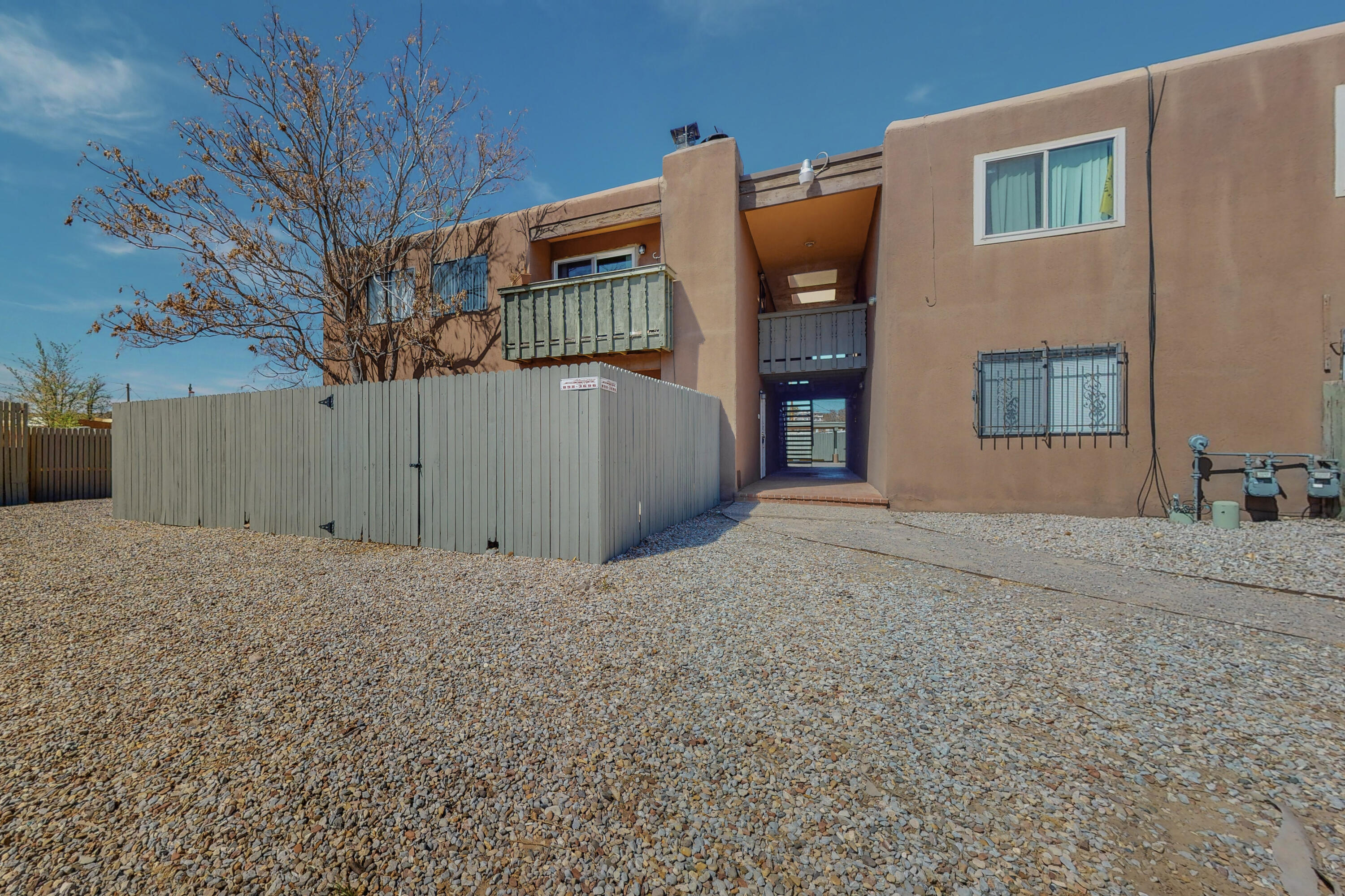 239 La Vida Nueva Del Oeste, Albuquerque, NM 87105