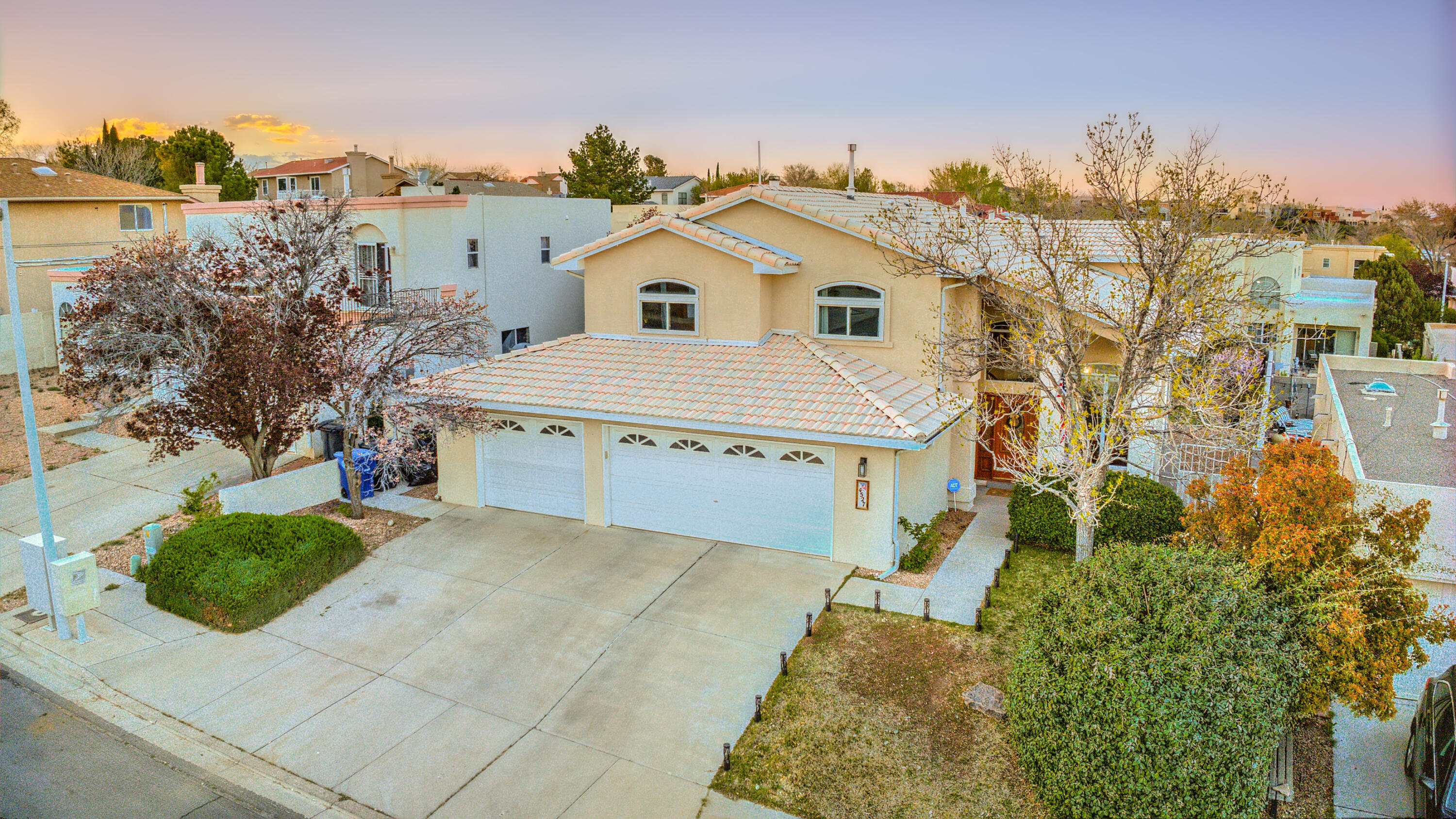 4527 Stockbridge Avenue NW, Albuquerque, NM 87120