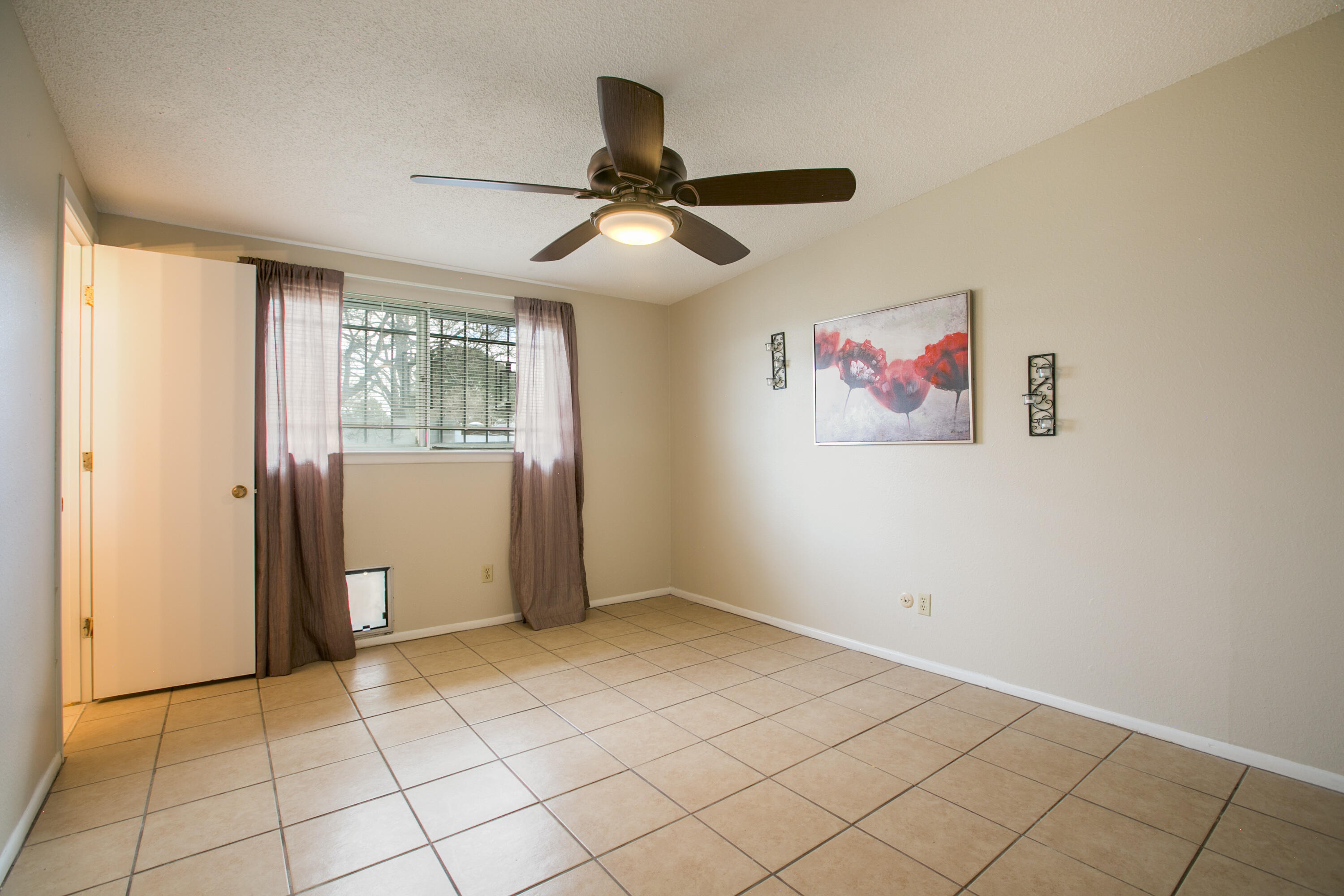 11004 Claremont Avenue NE