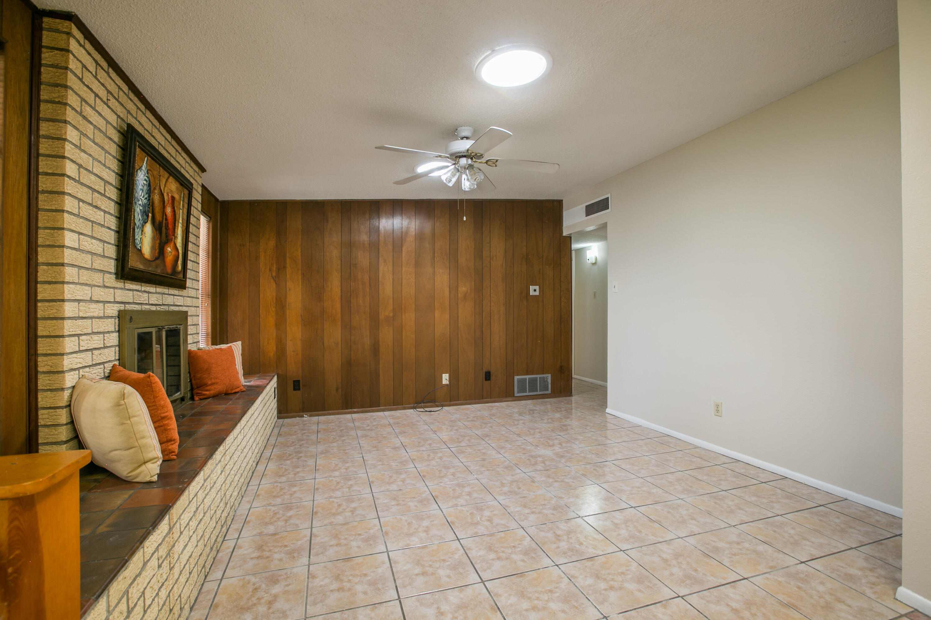 11004 Claremont Avenue NE