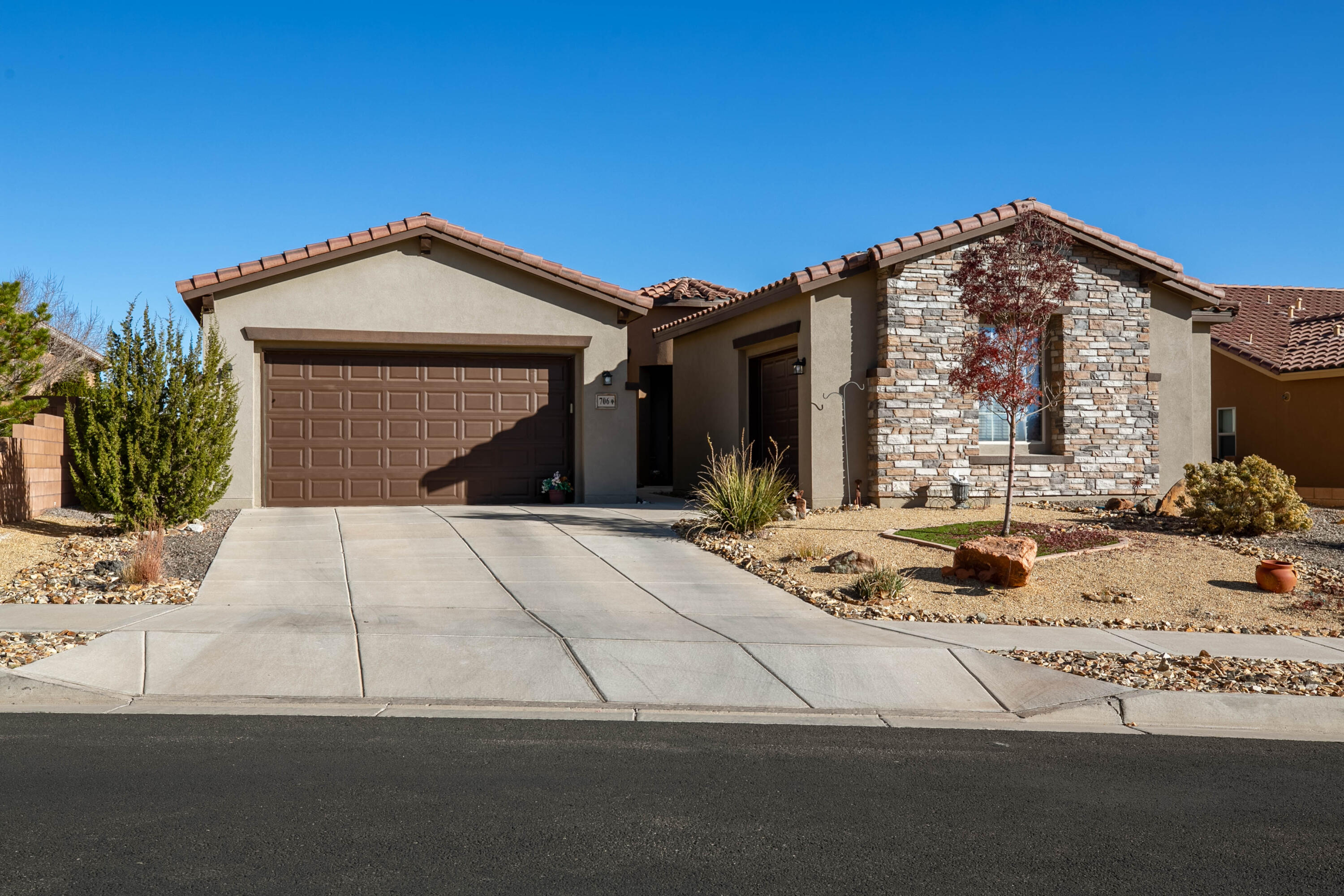 706 Sierra Verde Way NE, Rio Rancho, NM 87124