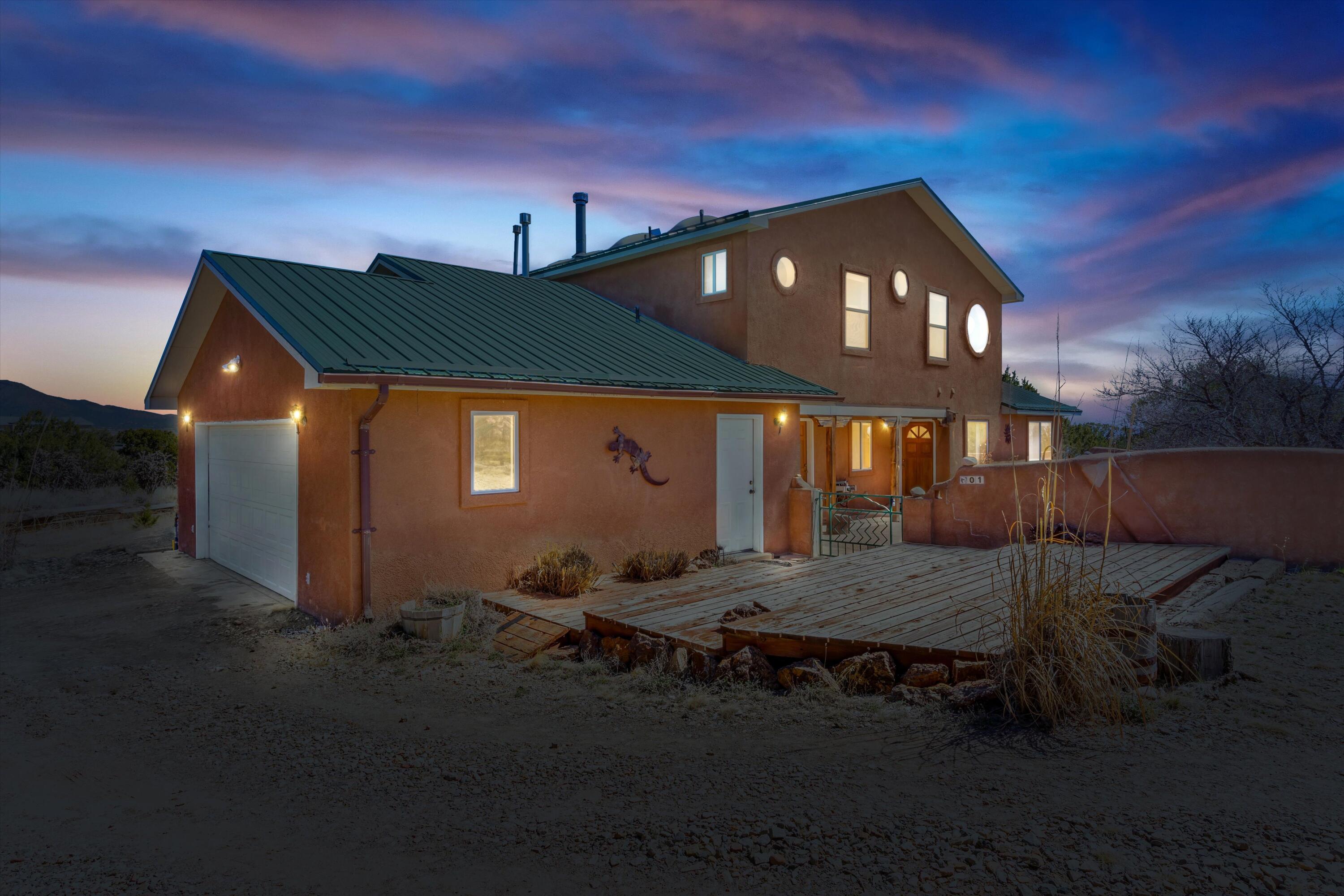 1 Via Gavilan, Edgewood, NM 87015